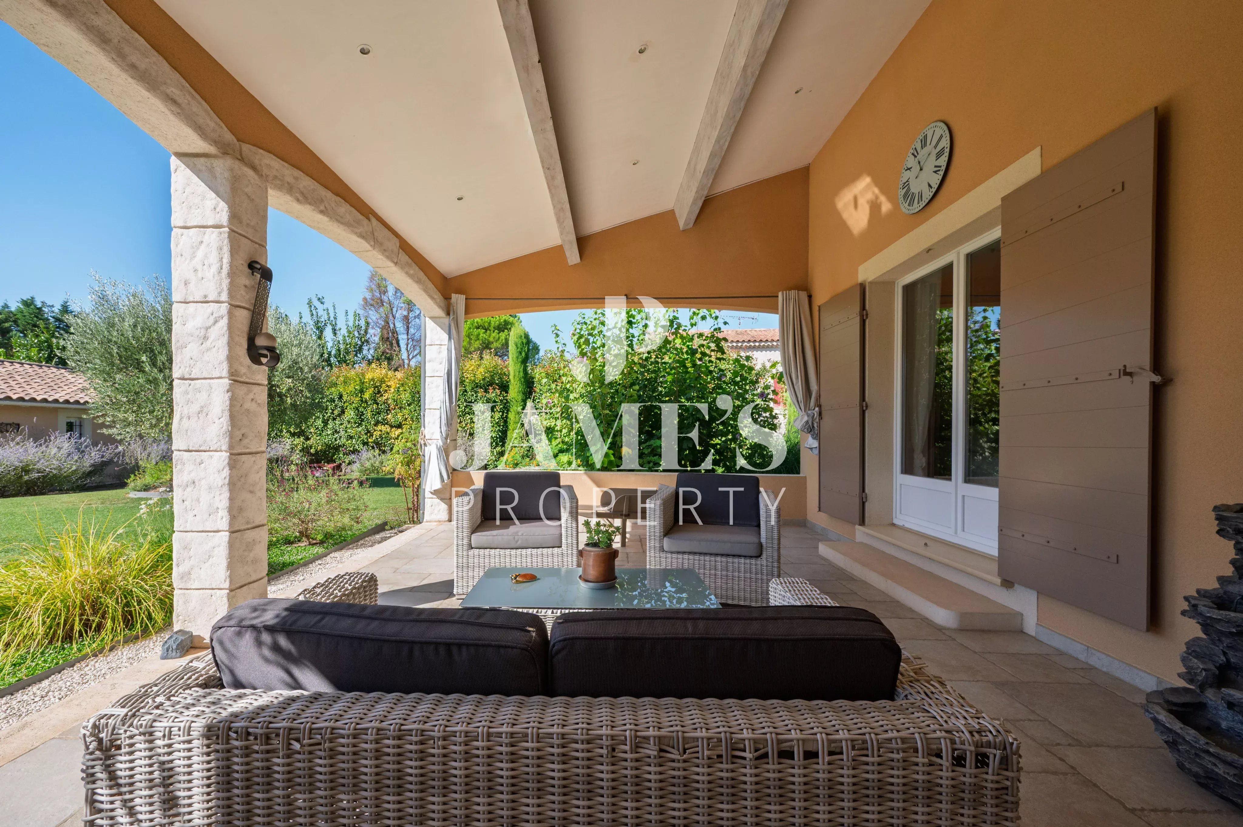 Photo 9 — JAME'S PROPERTY