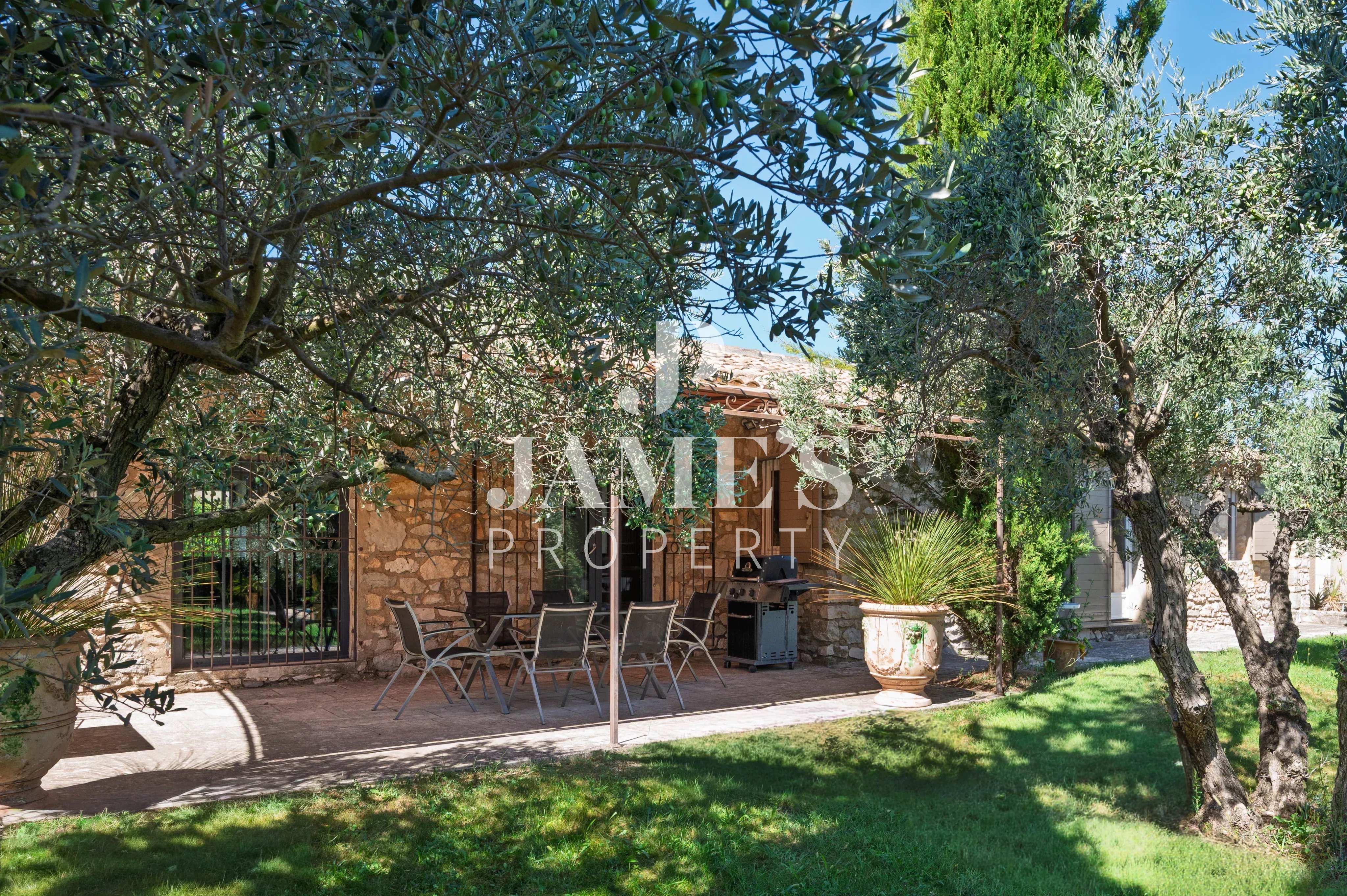 Photo 14 — JAME'S PROPERTY