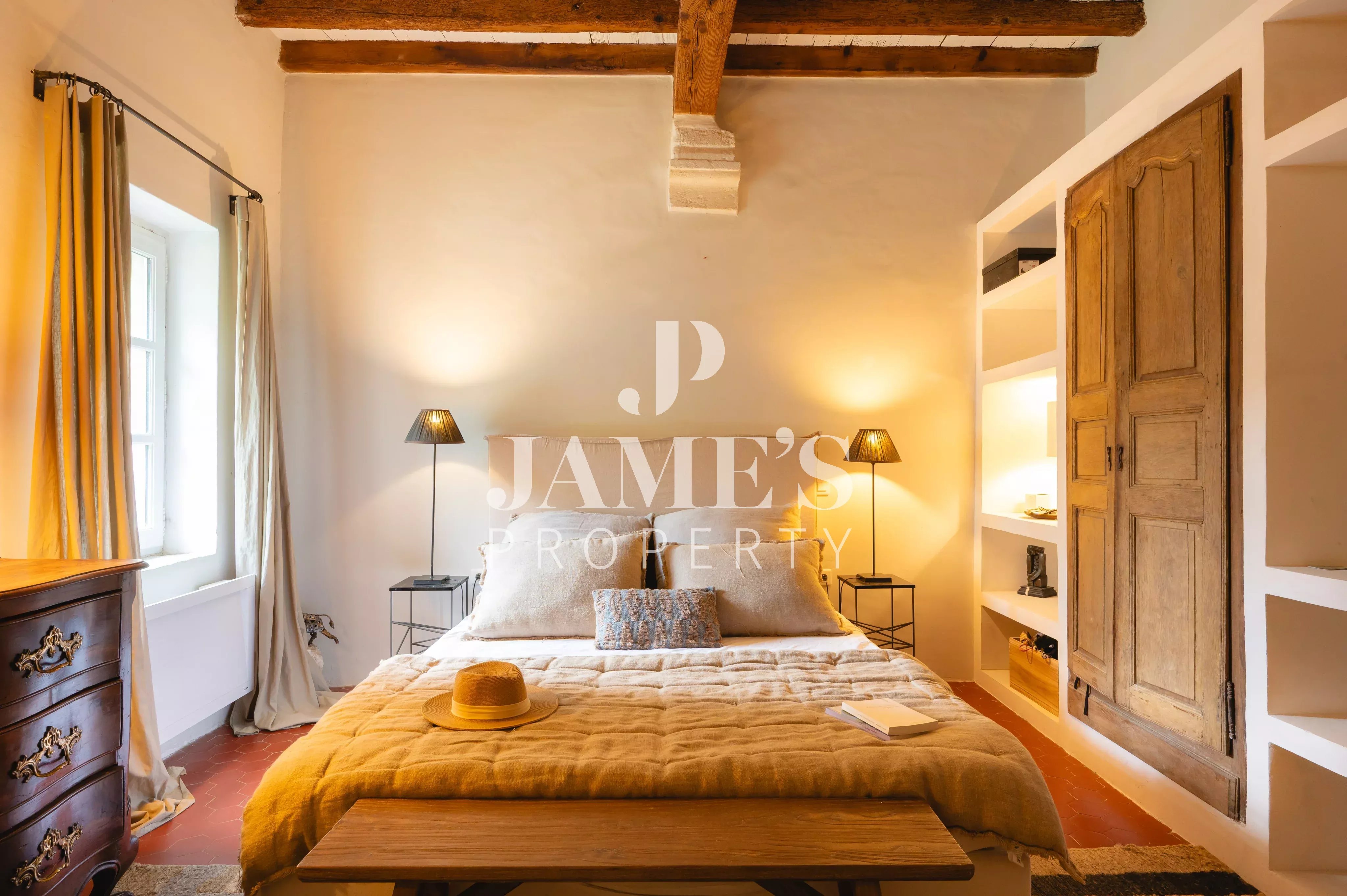 Photo 14 — JAME'S PROPERTY