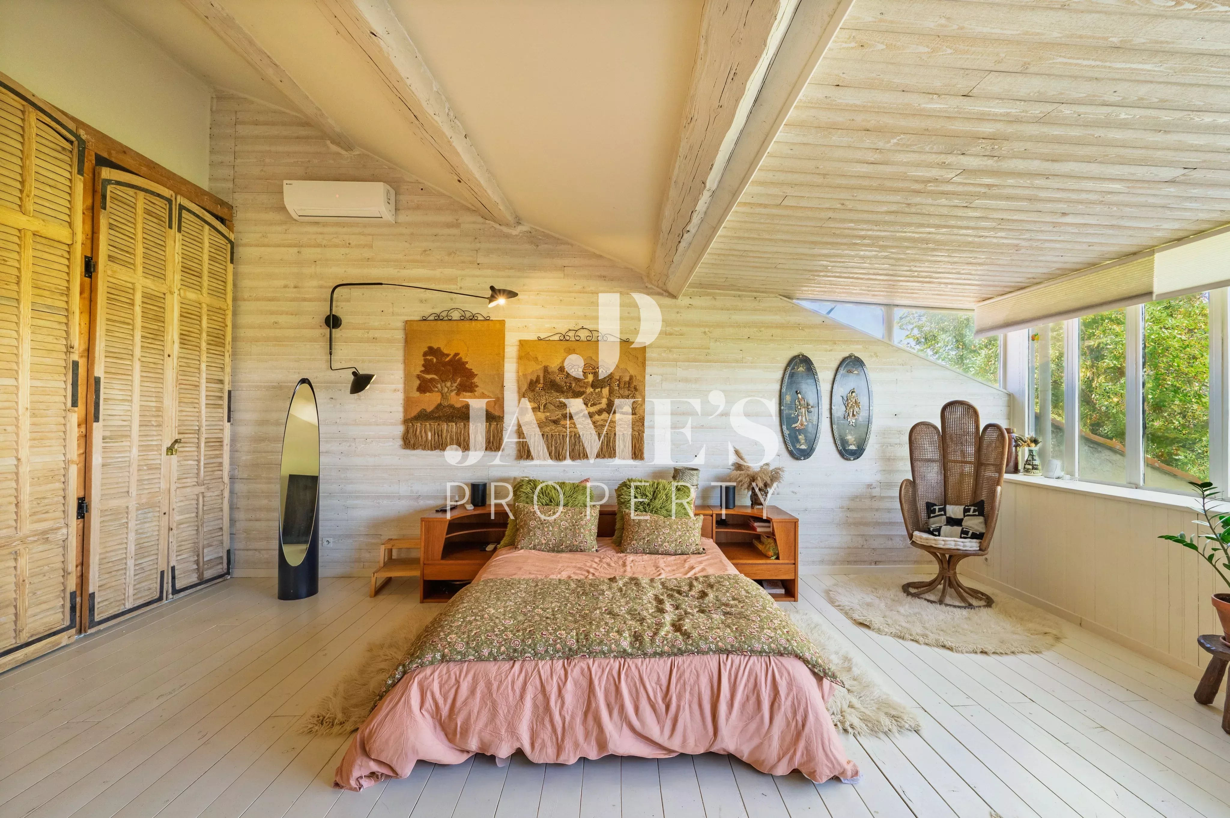 Photo 18 — JAME'S PROPERTY