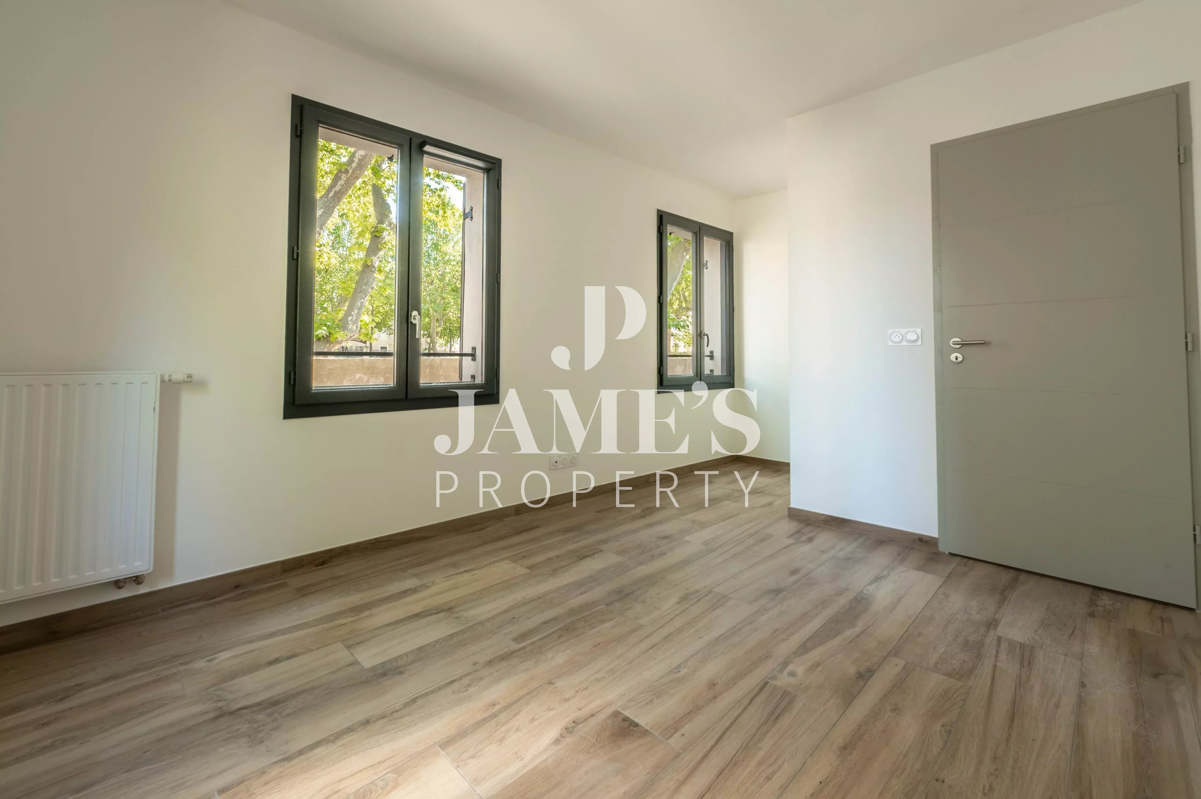 Photo 5 — JAME'S PROPERTY