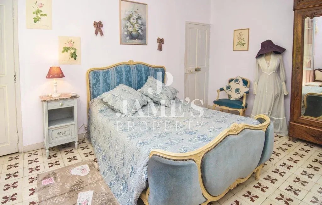 Photo 6 — JAME'S PROPERTY