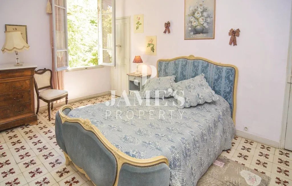 Photo 8 — JAME'S PROPERTY