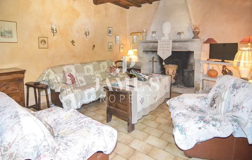 Photo 12 — JAME'S PROPERTY