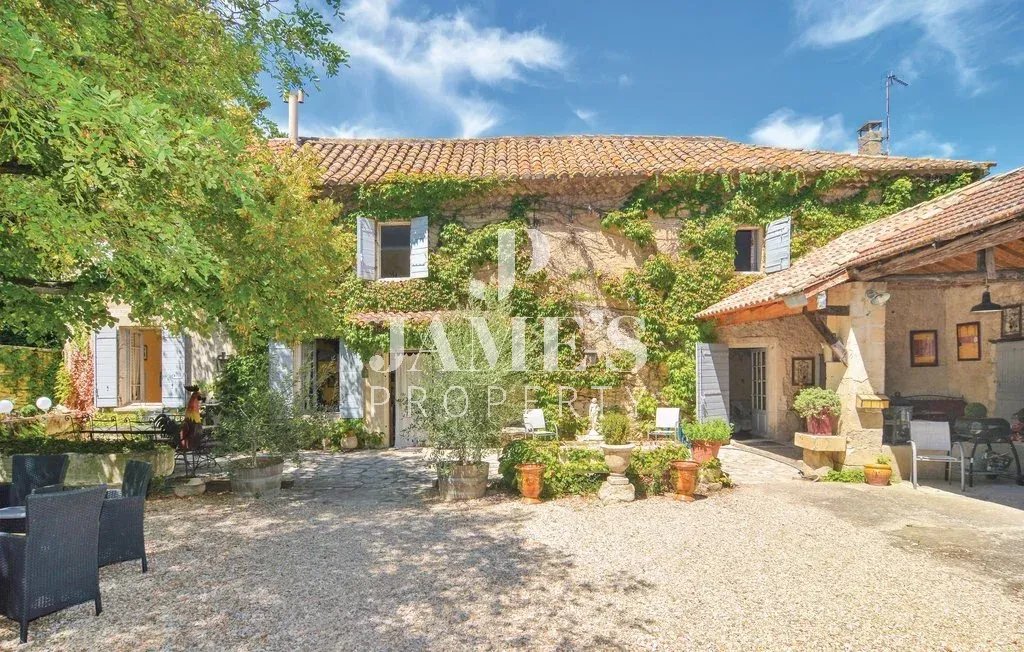 Photo 2 — JAME'S PROPERTY