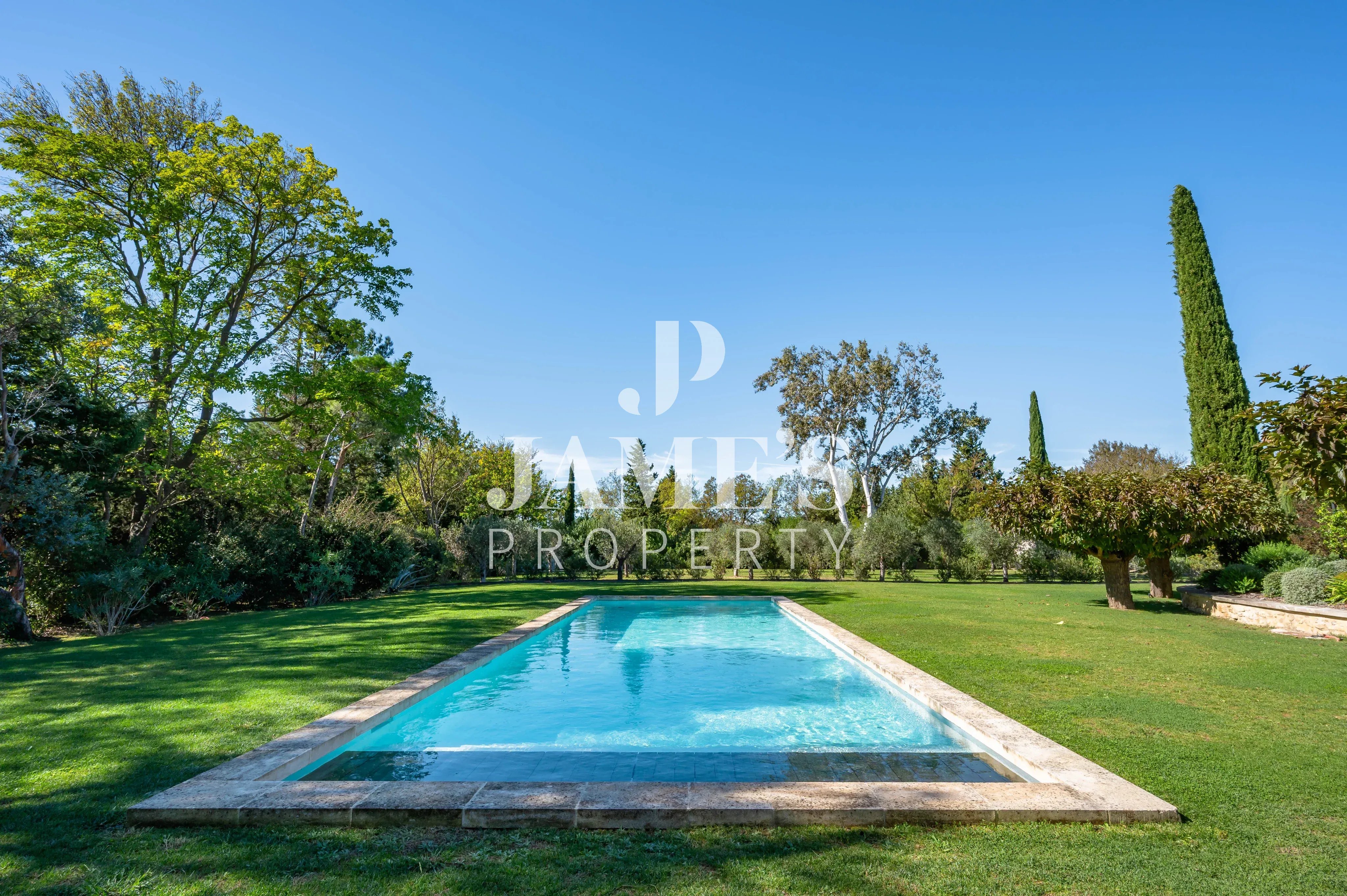 Photo 6 — JAME'S PROPERTY