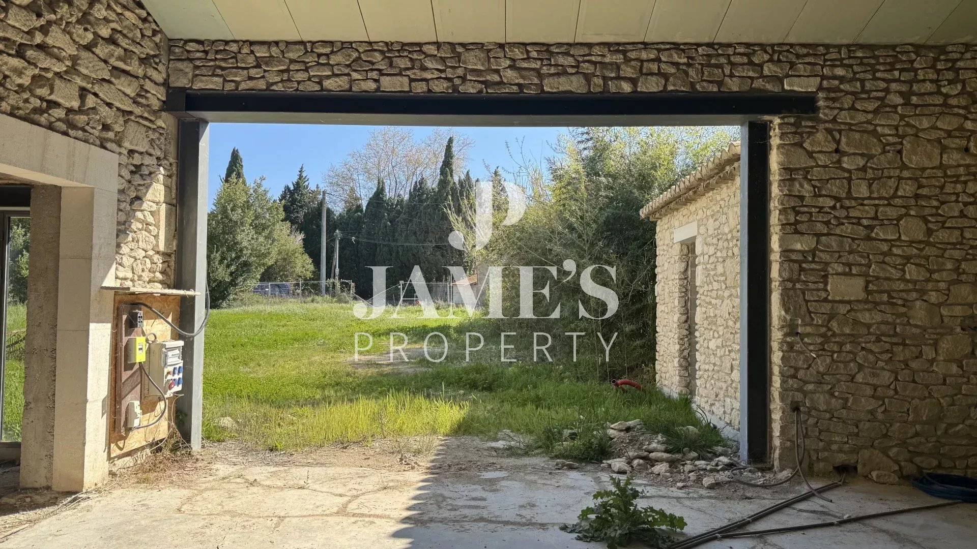 Photo 10 — JAME'S PROPERTY
