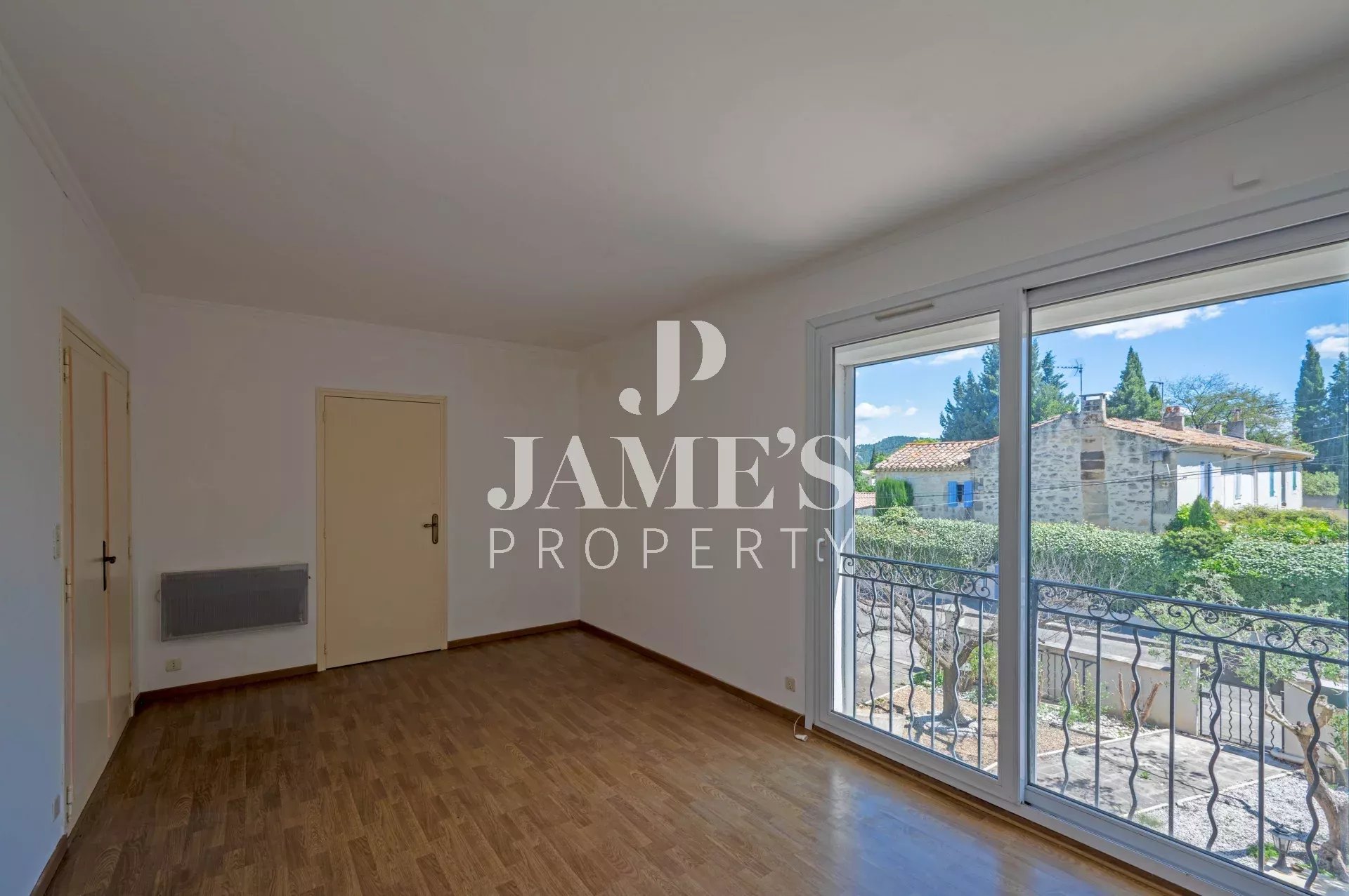 Photo 5 — JAME'S PROPERTY
