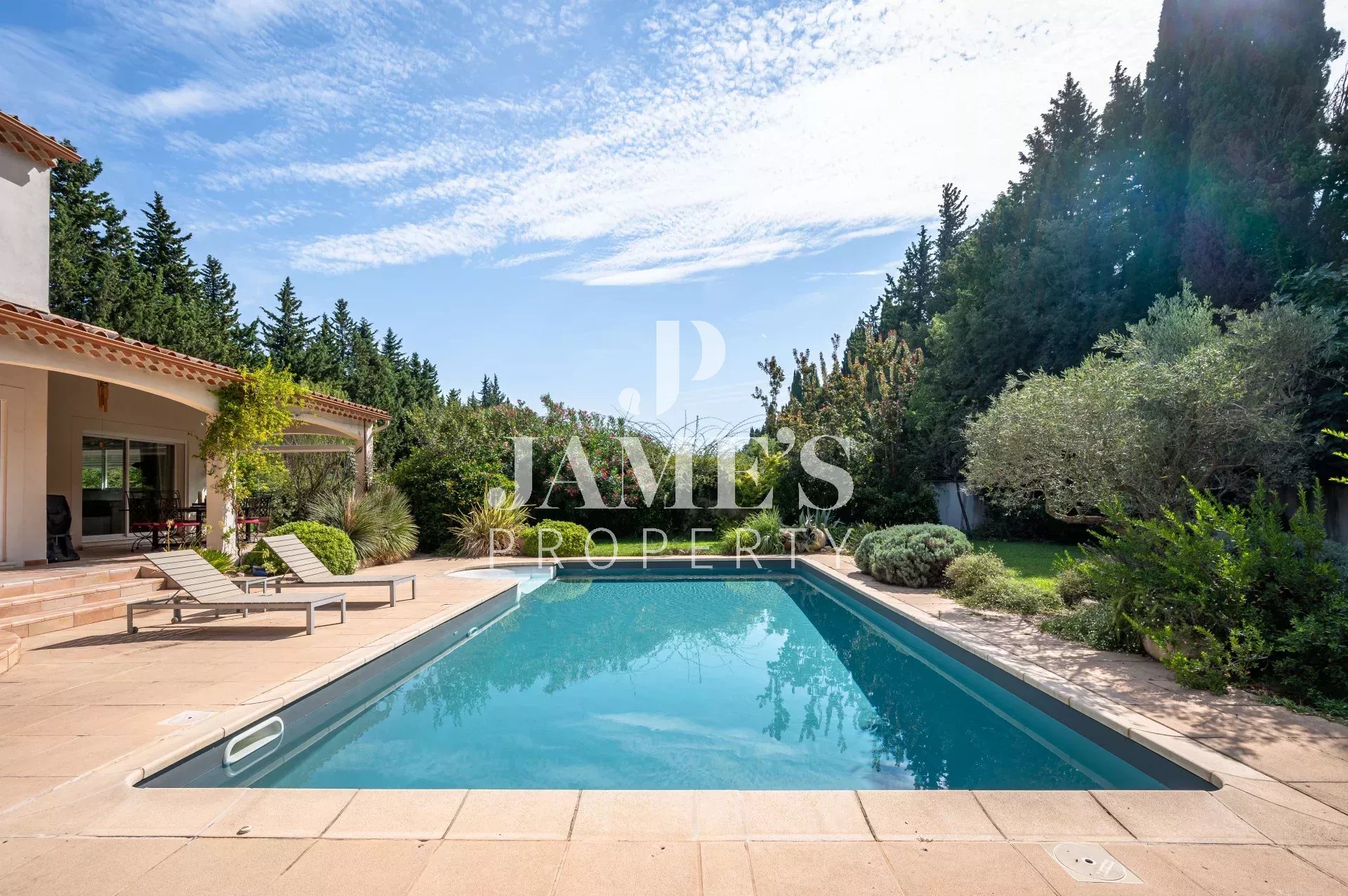 Photo 3 — JAME'S PROPERTY