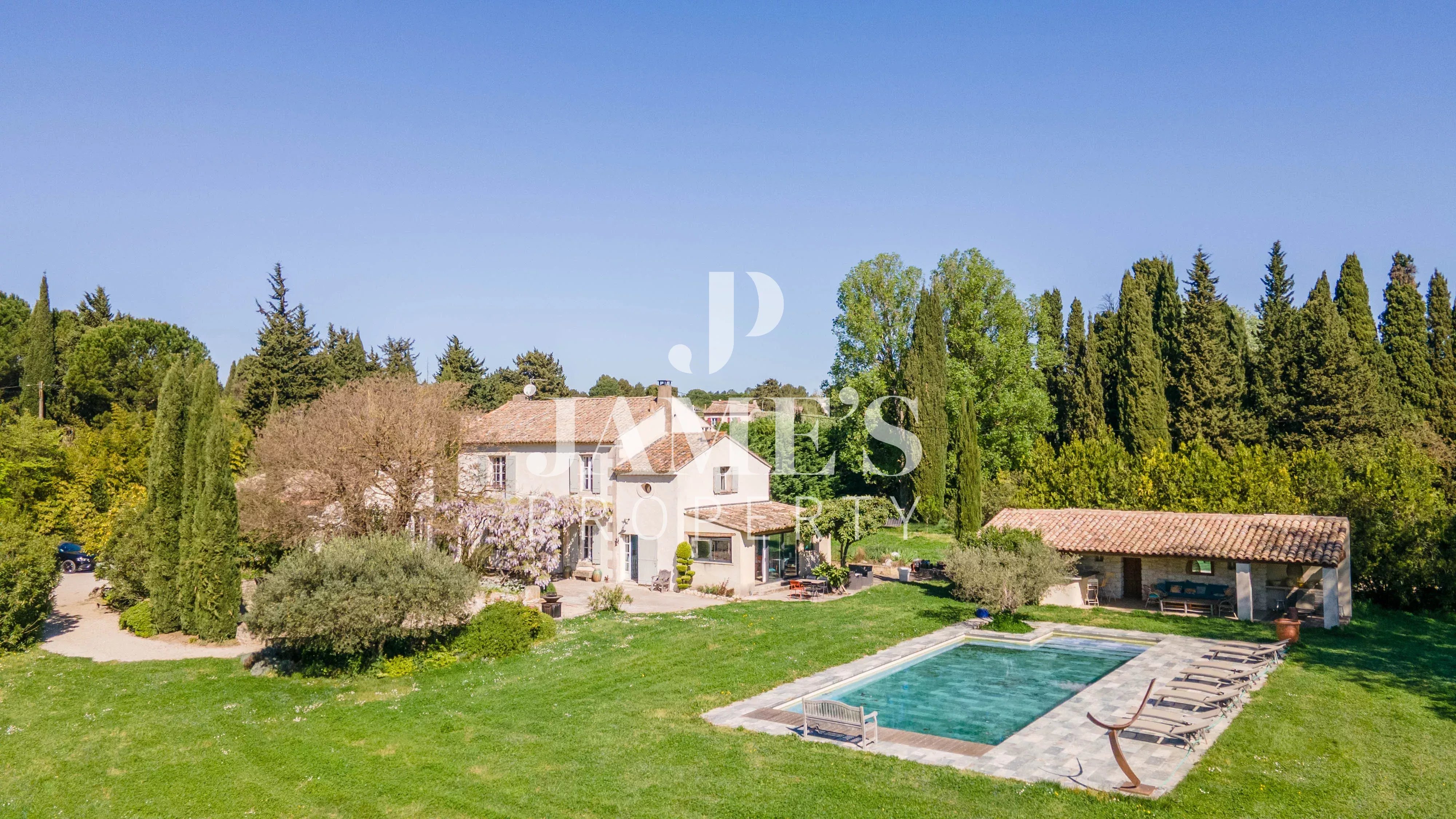 Photo 2 — JAME'S PROPERTY