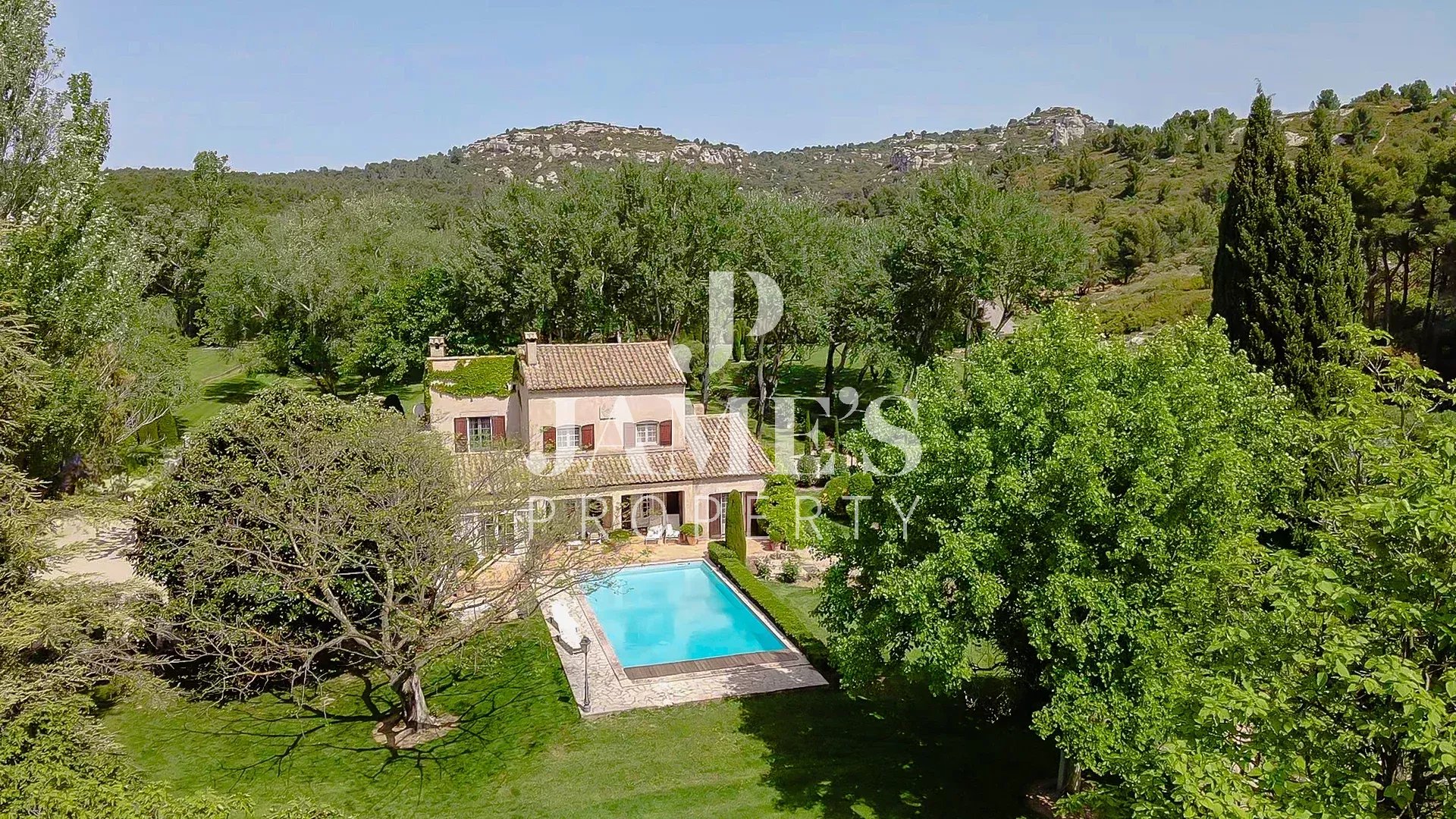 Photo 2 — JAME'S PROPERTY