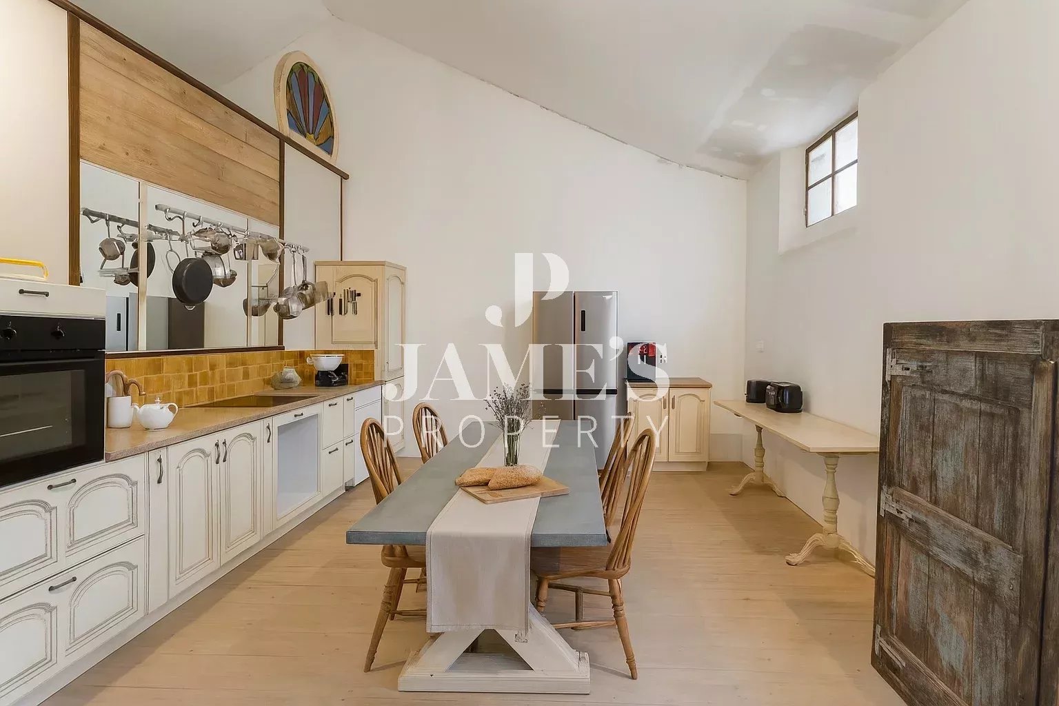 Photo 2 — JAME'S PROPERTY