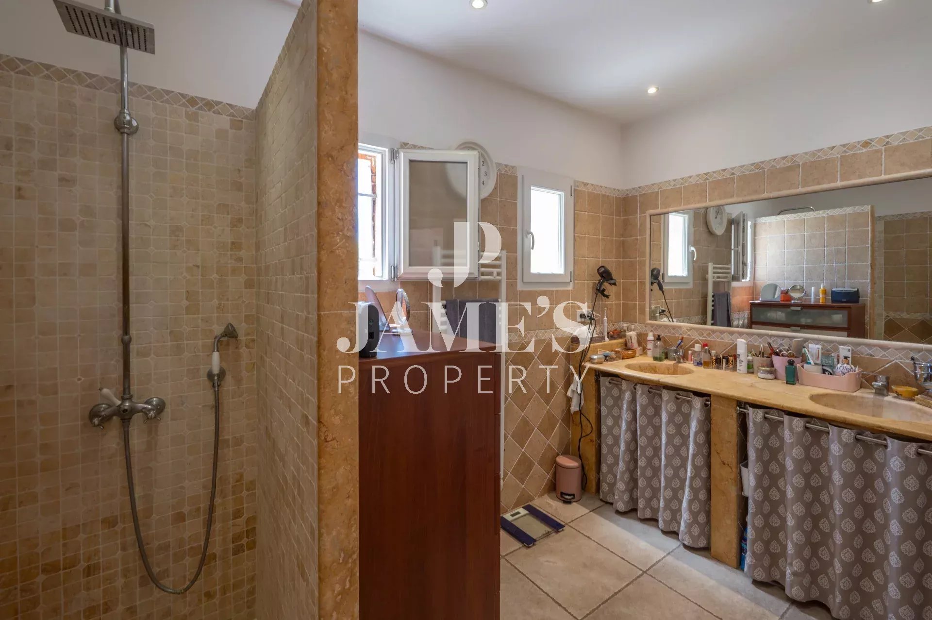 Photo 25 — JAME'S PROPERTY