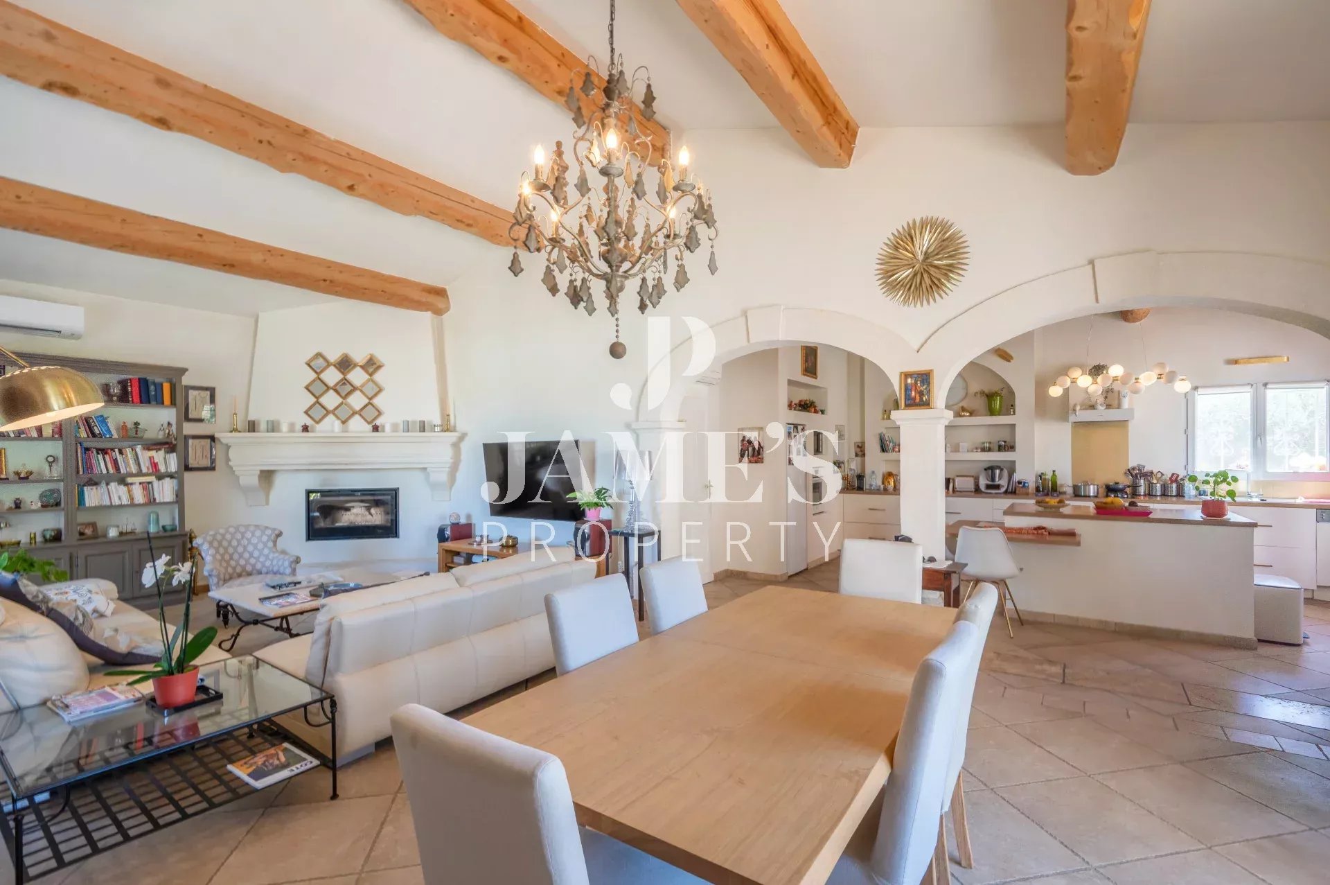 Photo 11 — JAME'S PROPERTY
