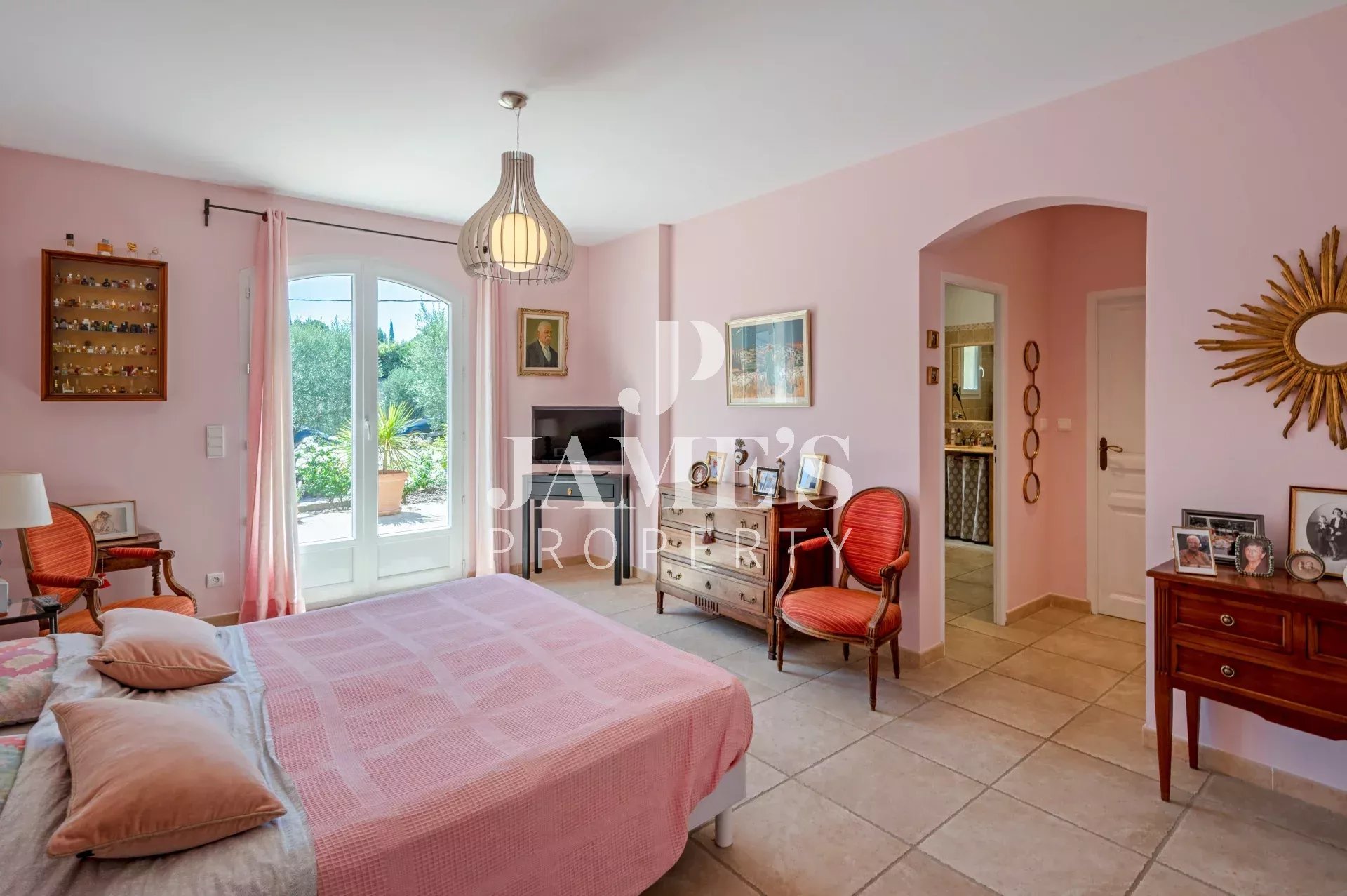 Photo 23 — JAME'S PROPERTY