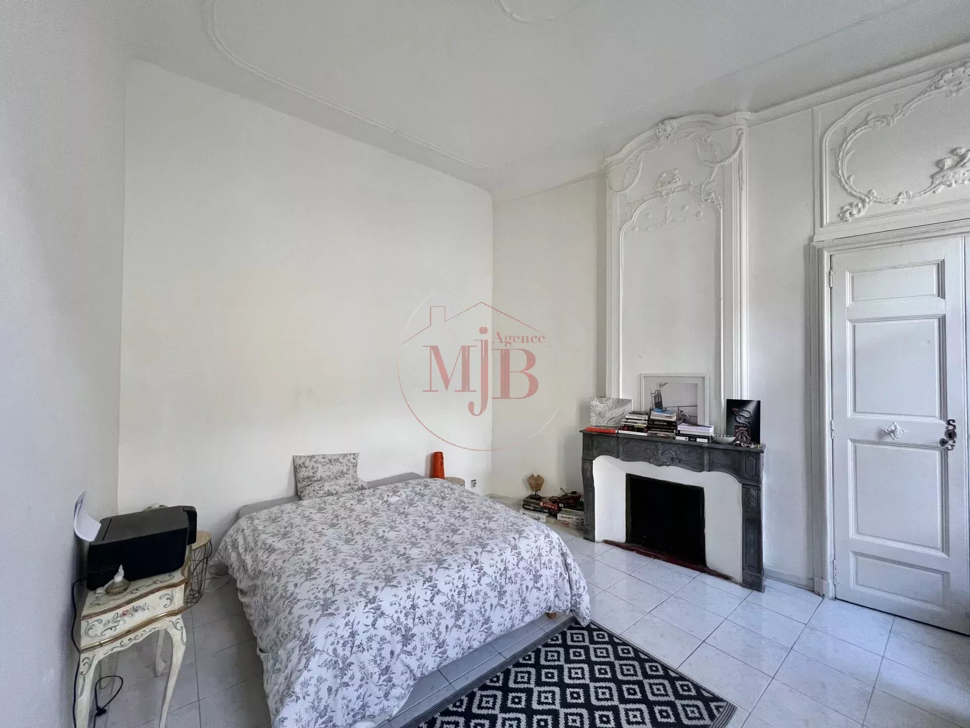 Photo 4 — Agence M.J.B