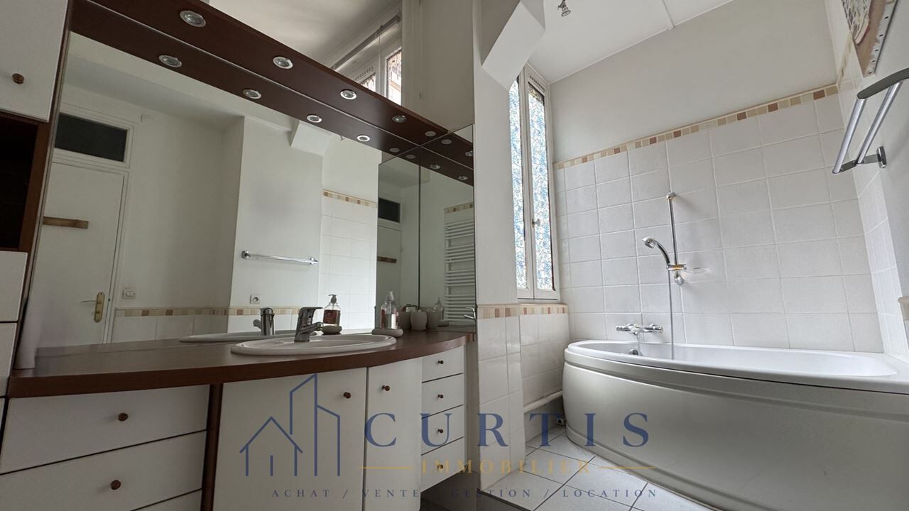 Photo 9 — CURTIS IMMOBILIER