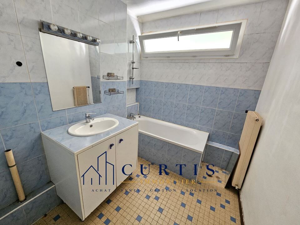 Photo 6 — CURTIS IMMOBILIER