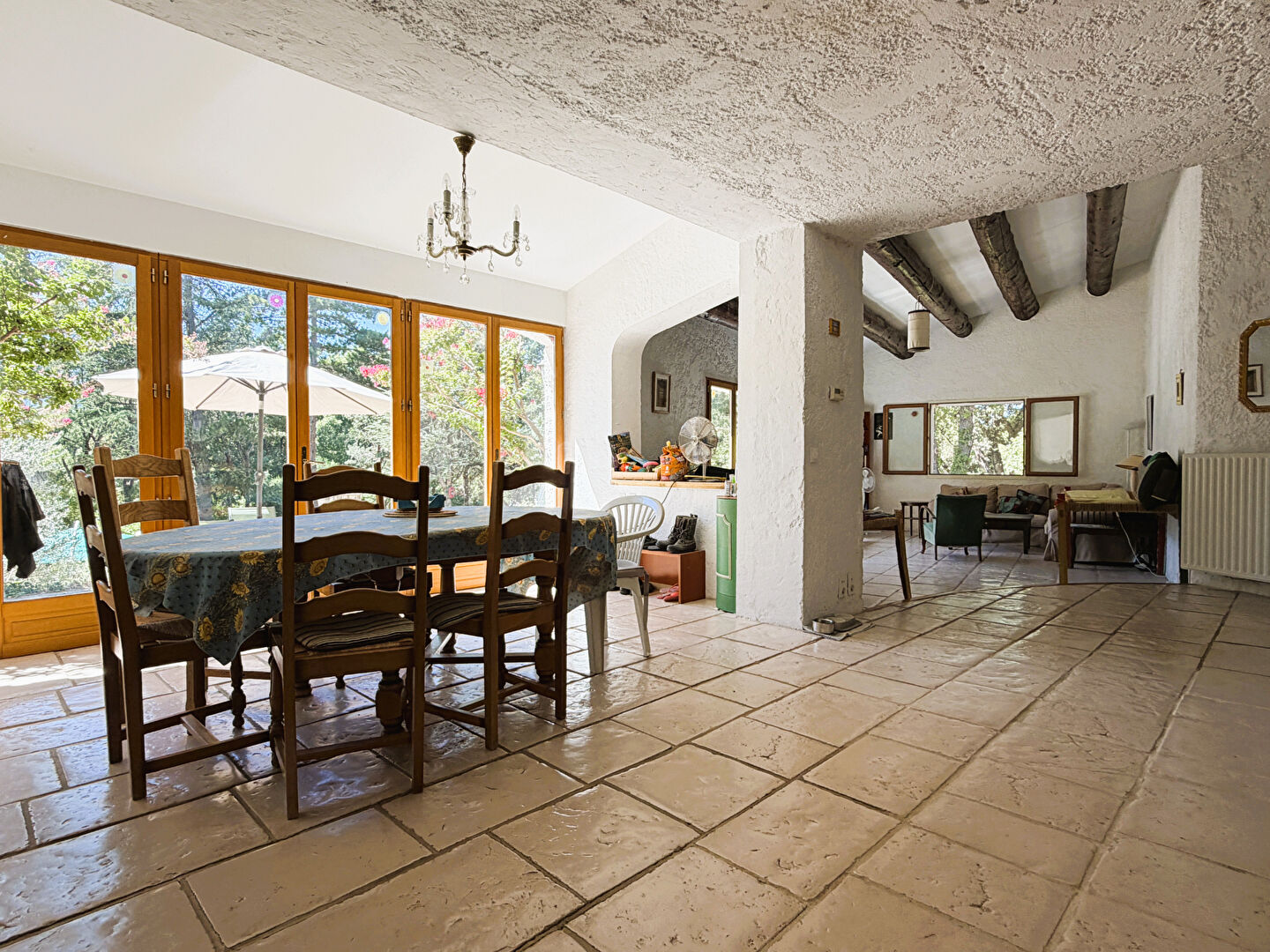 Photo 6 — Votre Maison Jouques