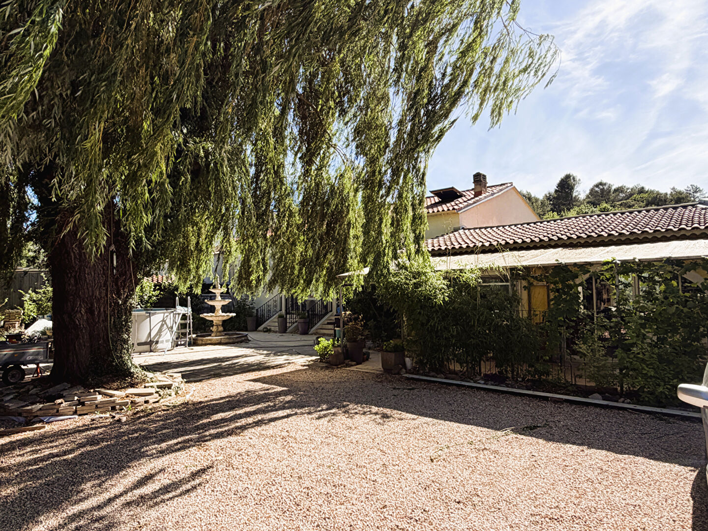 Photo 2 — Votre Maison Jouques