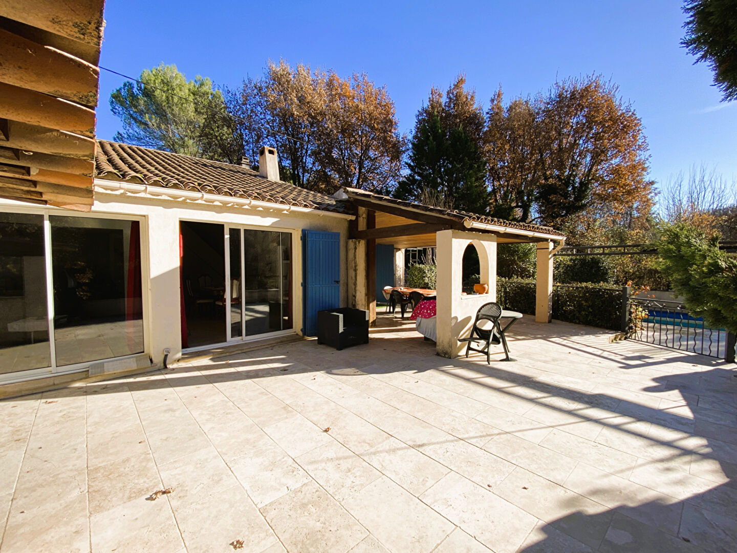 Photo 4 — Votre Maison Jouques