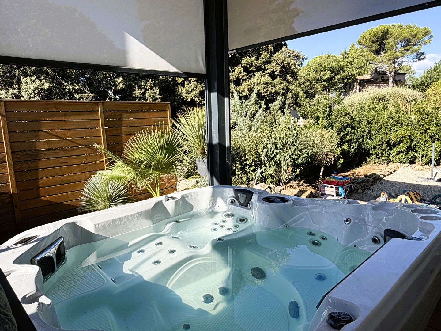 Photo 3 — Votre Maison Jouques