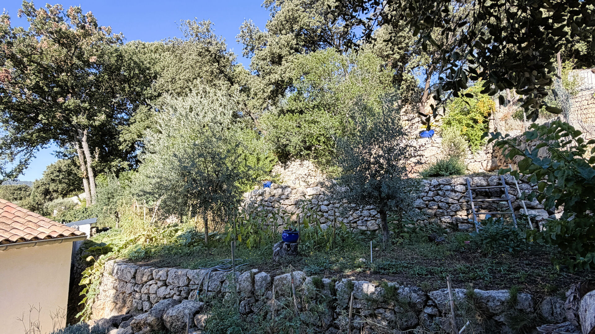 Photo 13 — Votre Maison Jouques