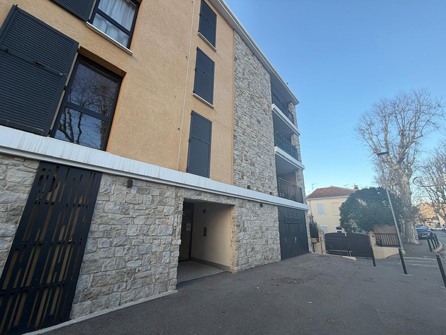 Photo 3 — Votre Maison Simiane