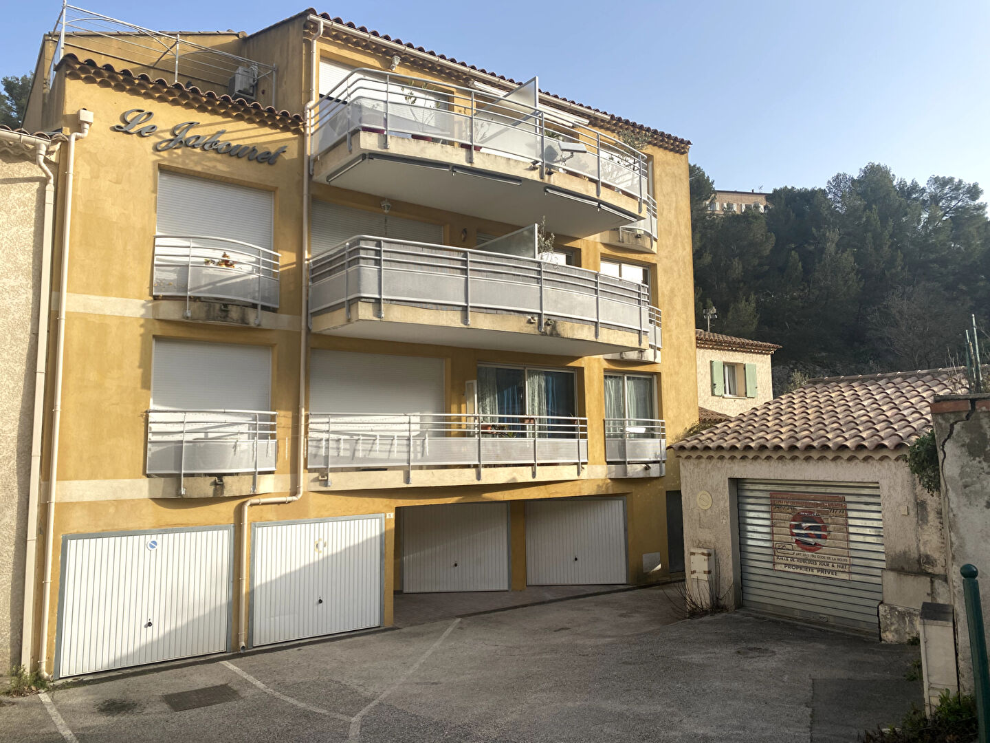 Photo 3 — Votre Maison Simiane