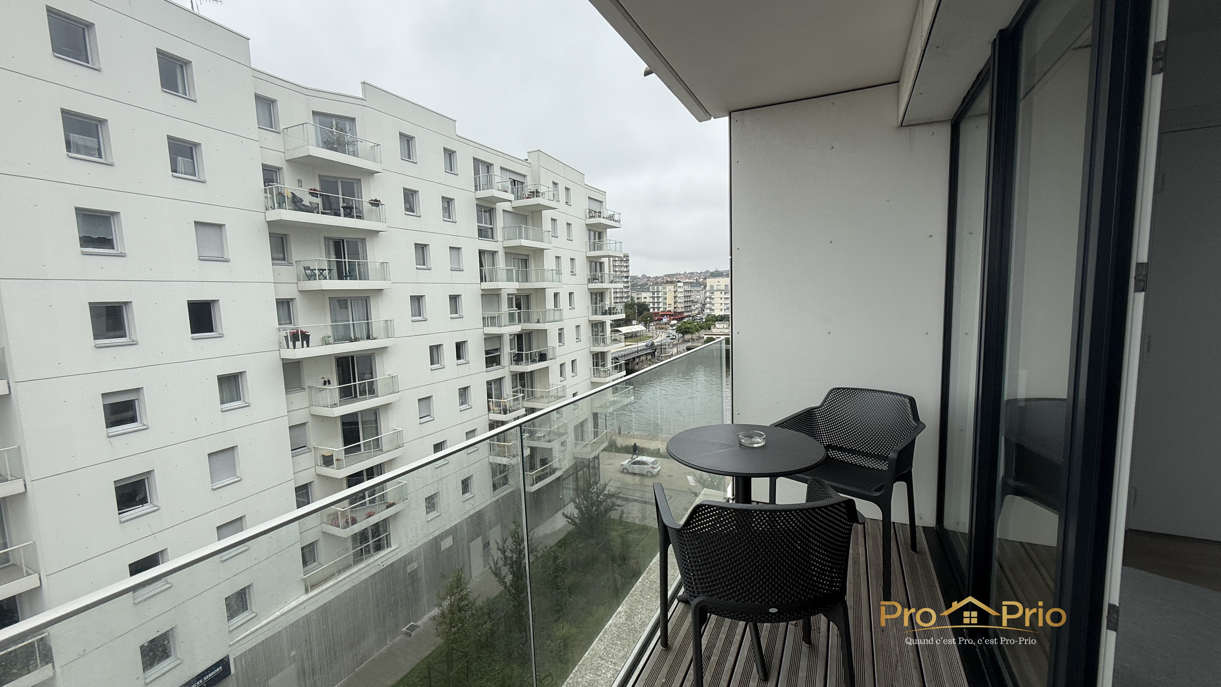 Photo 6 — Pro-Prio