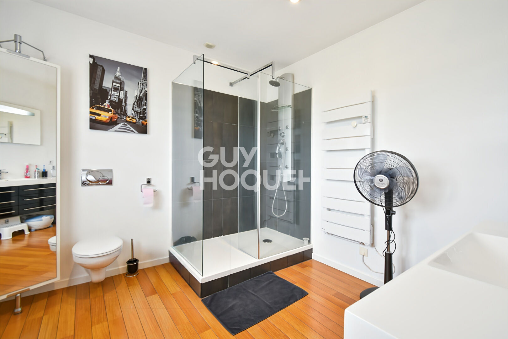 Photo 13 — GUY HOQUET GRETZ