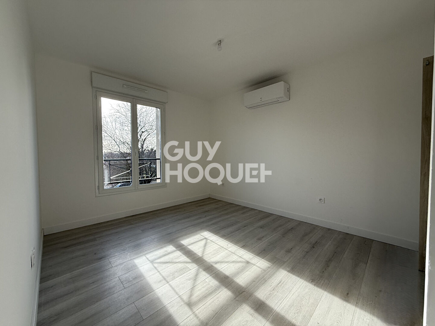 Photo 12 — Guy Hoquet Tournan en Brie