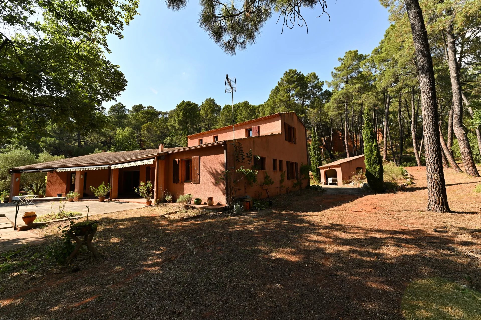 Photo 2 — ENTRE ALPILLES ET LUBERON