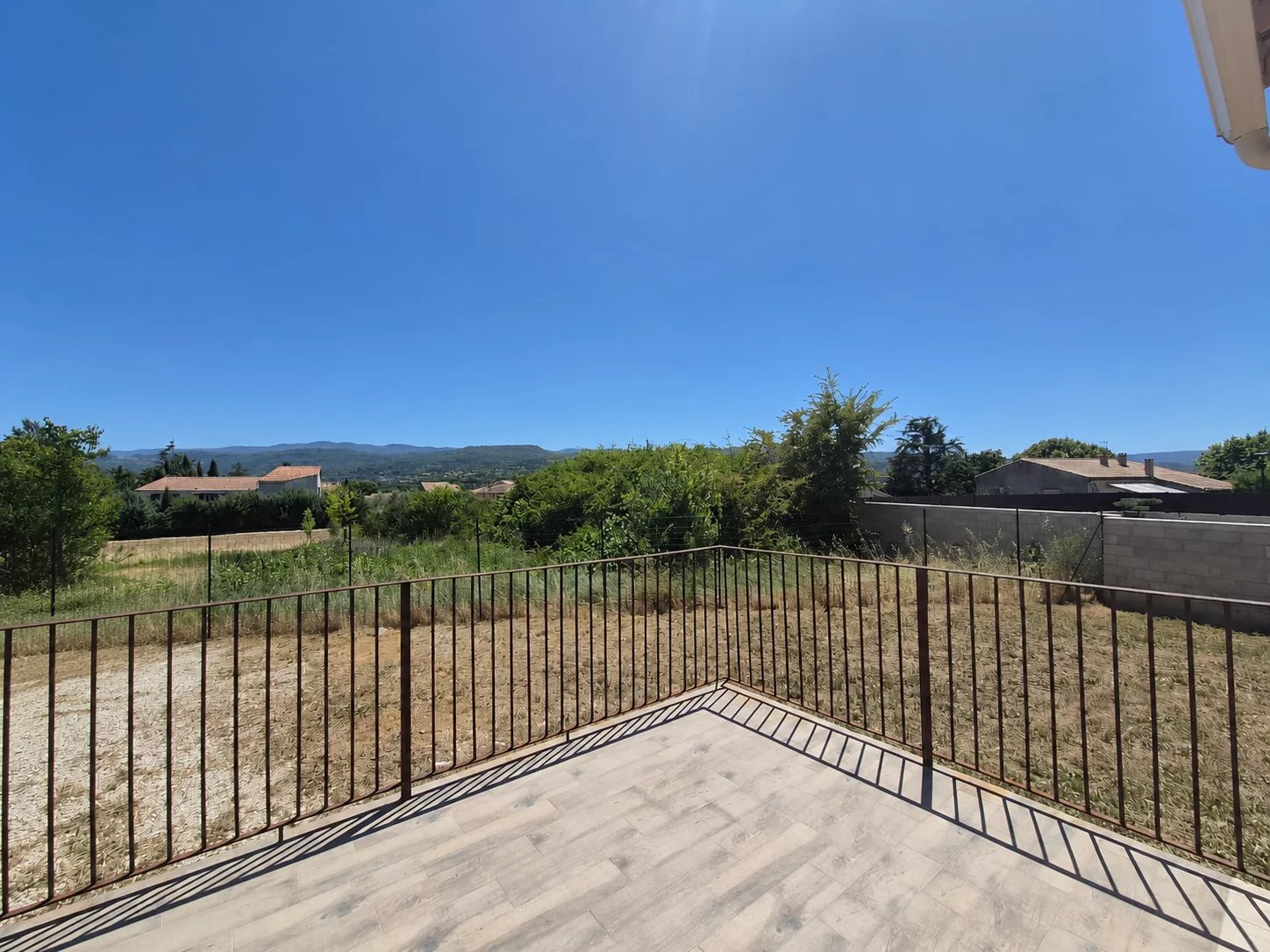 Photo 3 — ENTRE ALPILLES ET LUBERON