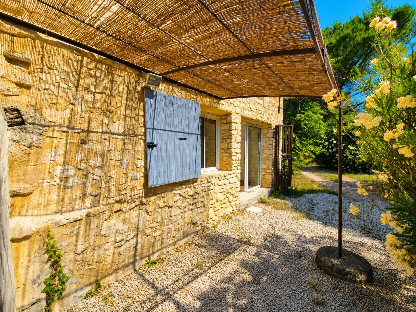 Photo 5 — ENTRE ALPILLES ET LUBERON