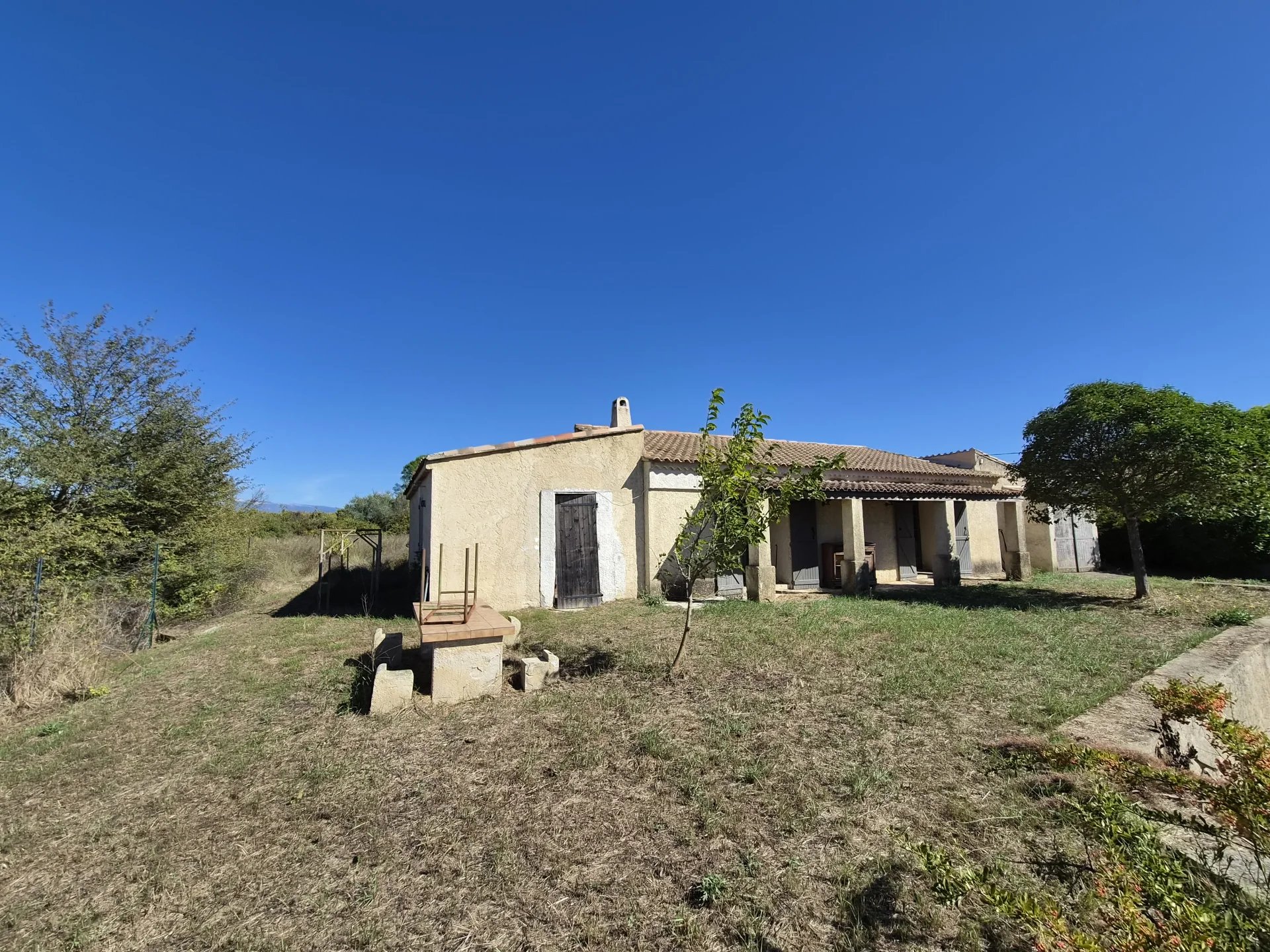 Photo 2 — ENTRE ALPILLES ET LUBERON