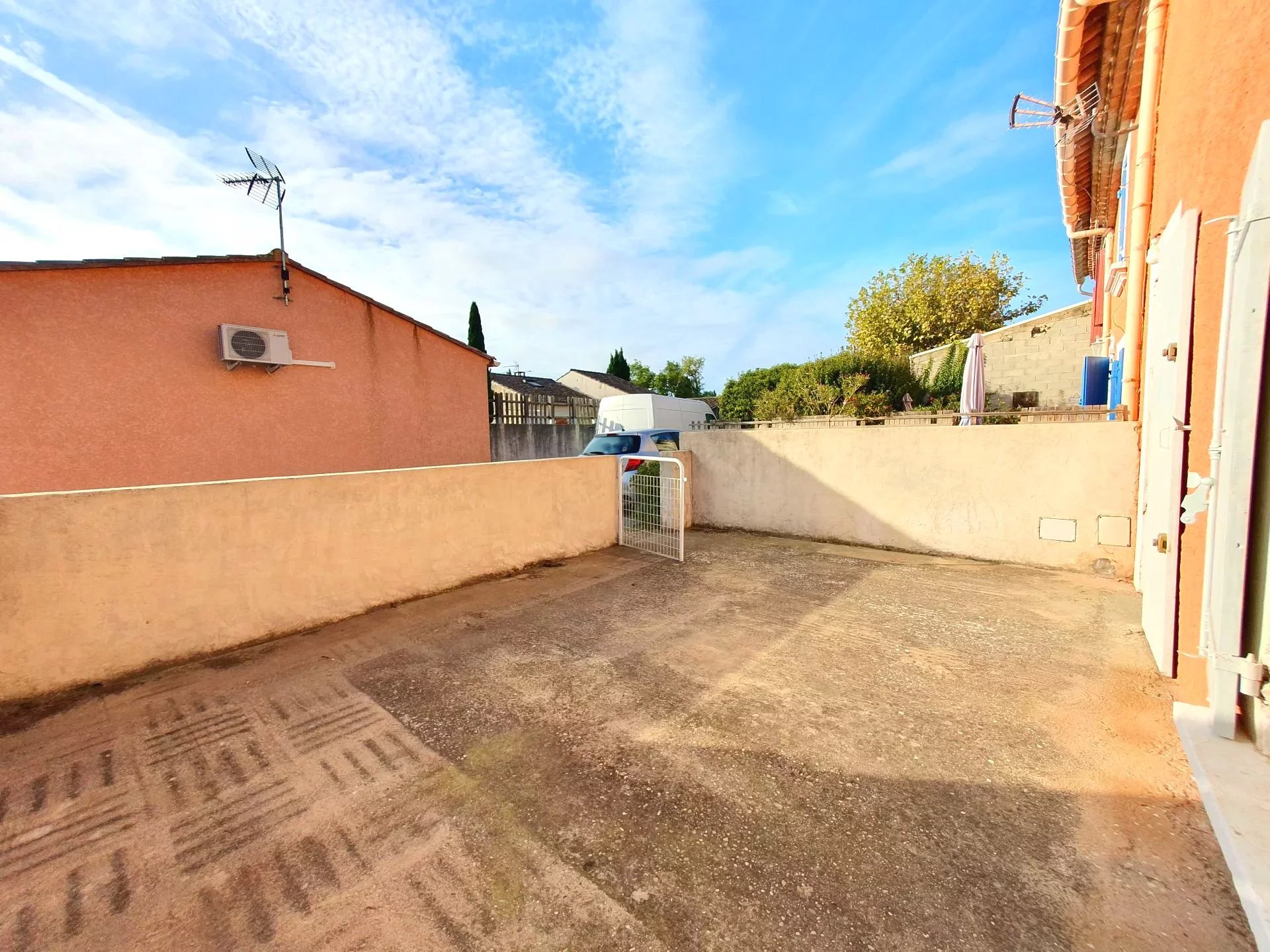 Photo 3 — ENTRE ALPILLES ET LUBERON