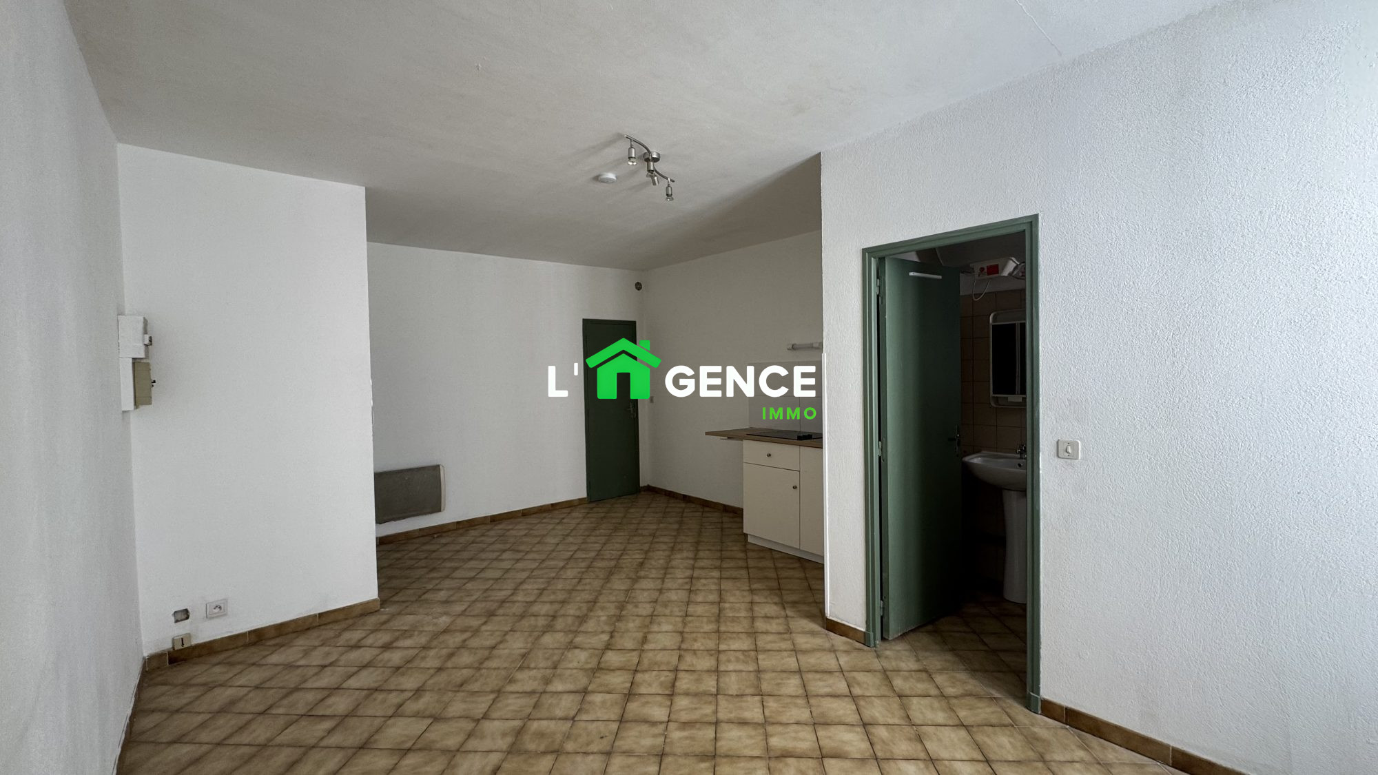 Photo 2 — L'AGENCE Immo