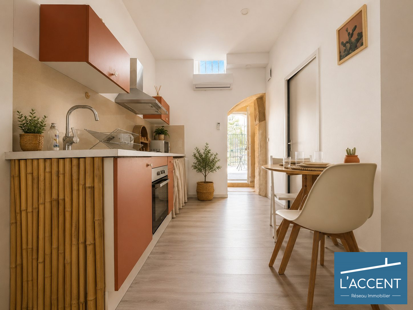Photo 3 — L'ACCENT