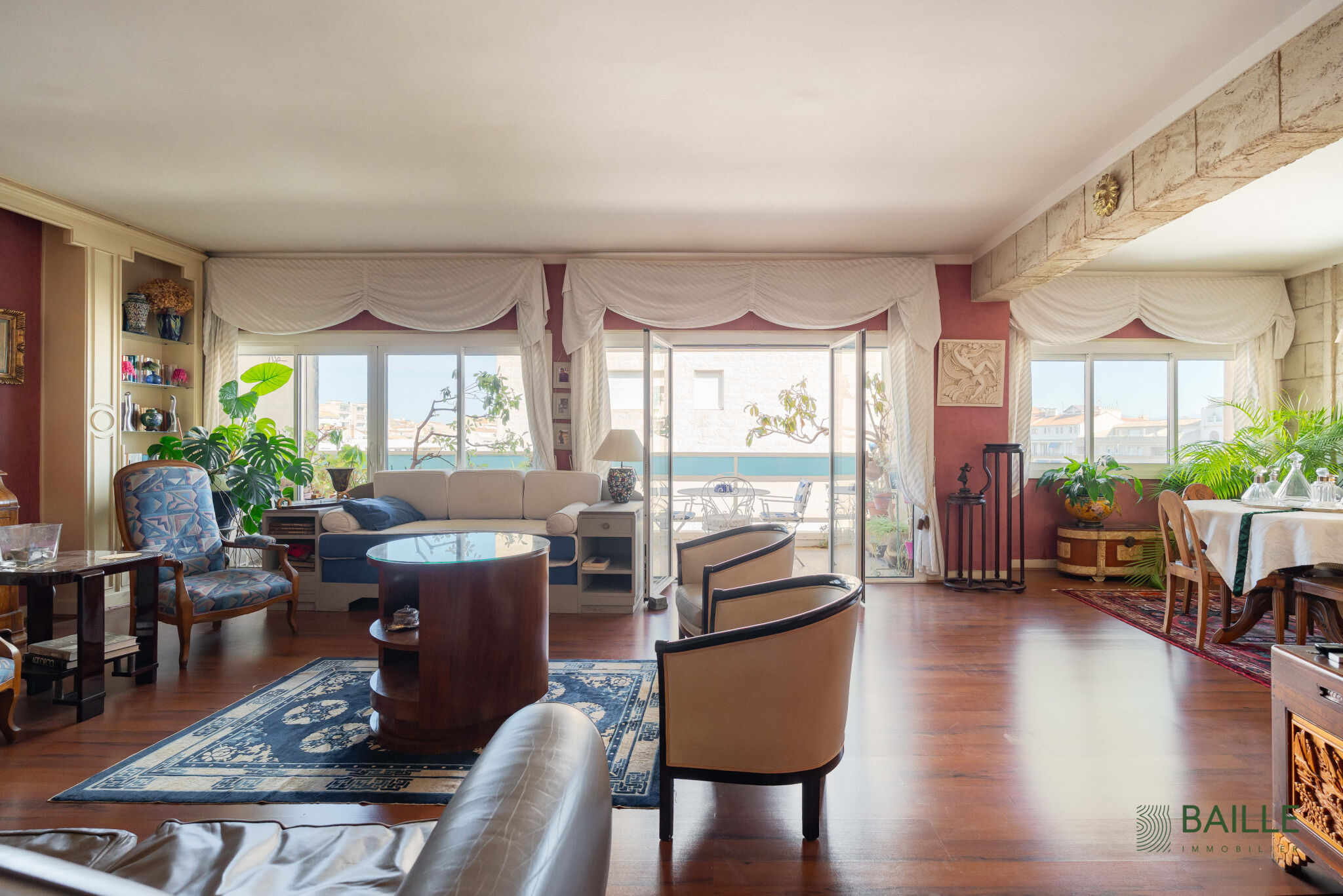 Photo 2 — BAILLE IMMOBILIER