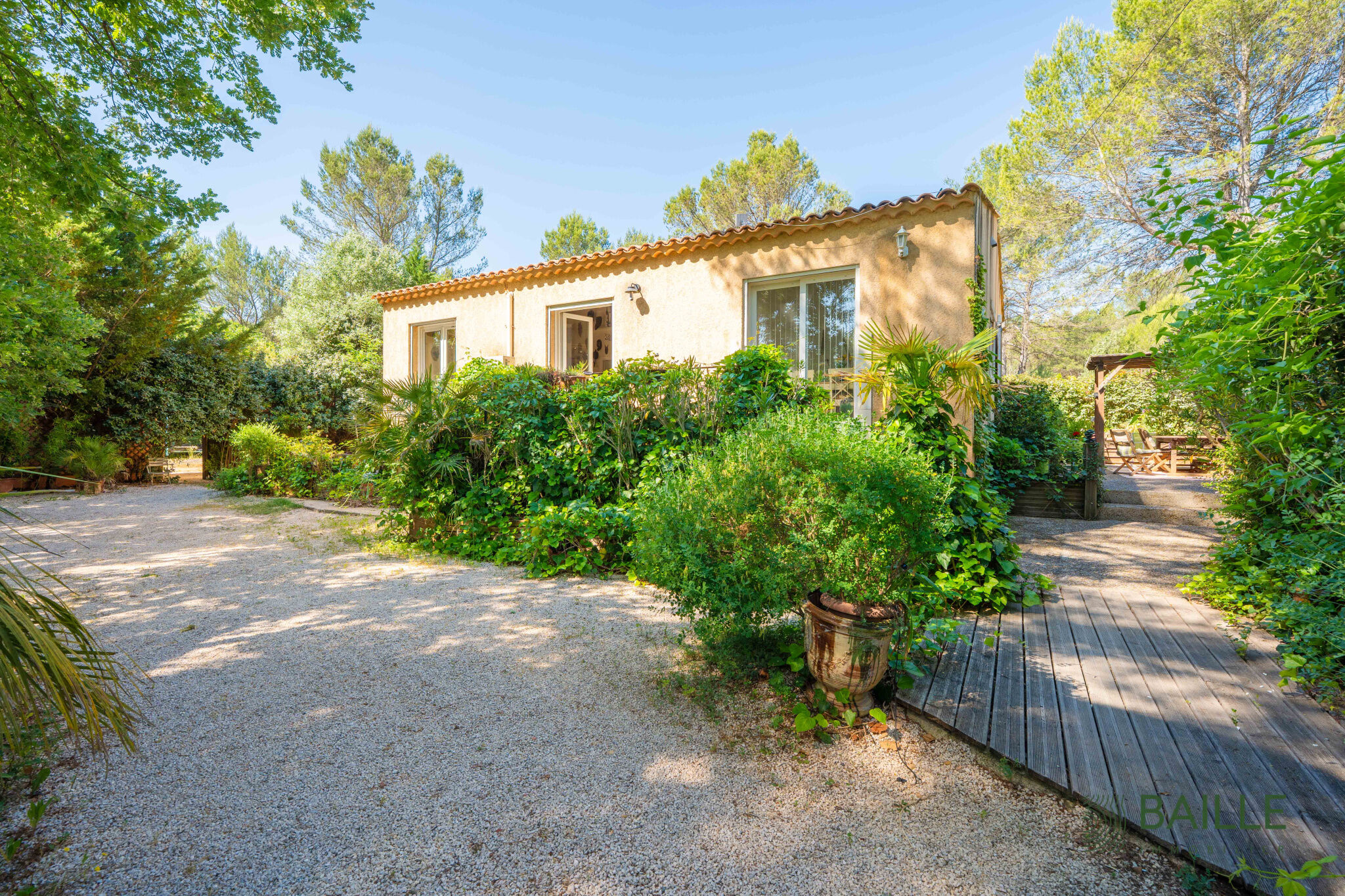 Photo 11 — BAILLE IMMOBILIER