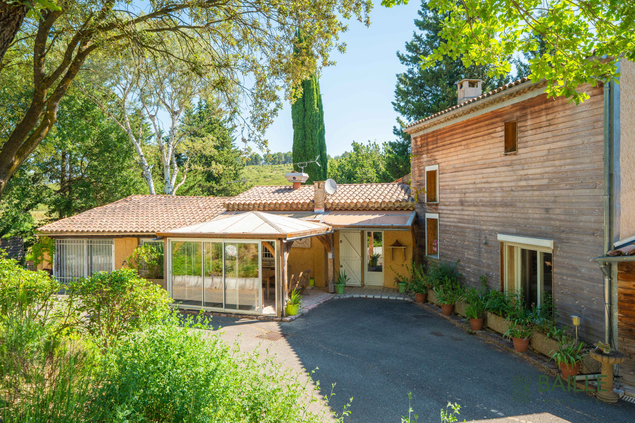 Photo 7 — BAILLE IMMOBILIER