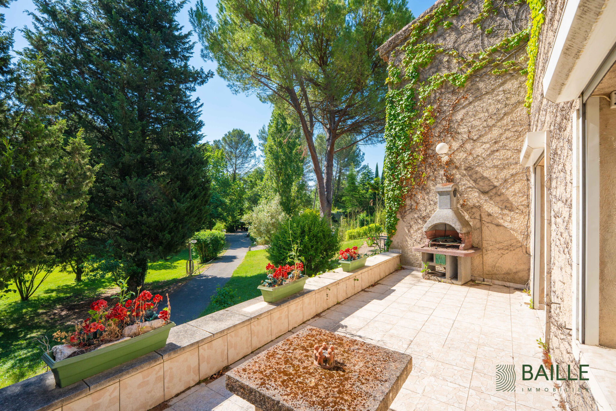 Photo 6 — BAILLE IMMOBILIER