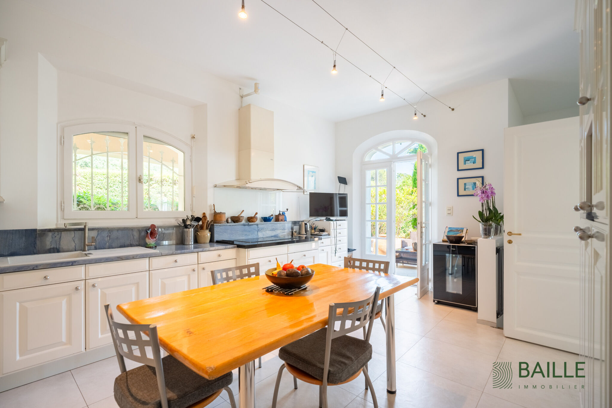 Photo 7 — BAILLE IMMOBILIER