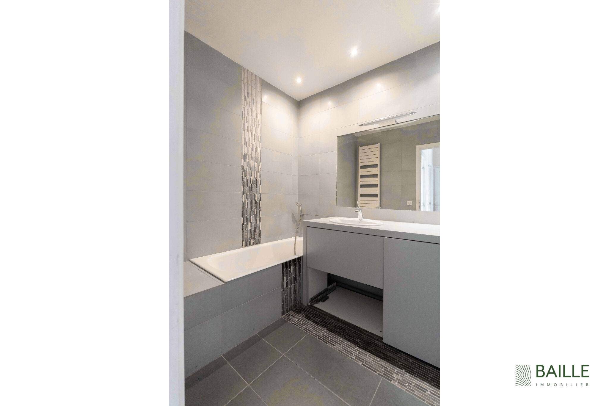 Photo 7 — BAILLE IMMOBILIER