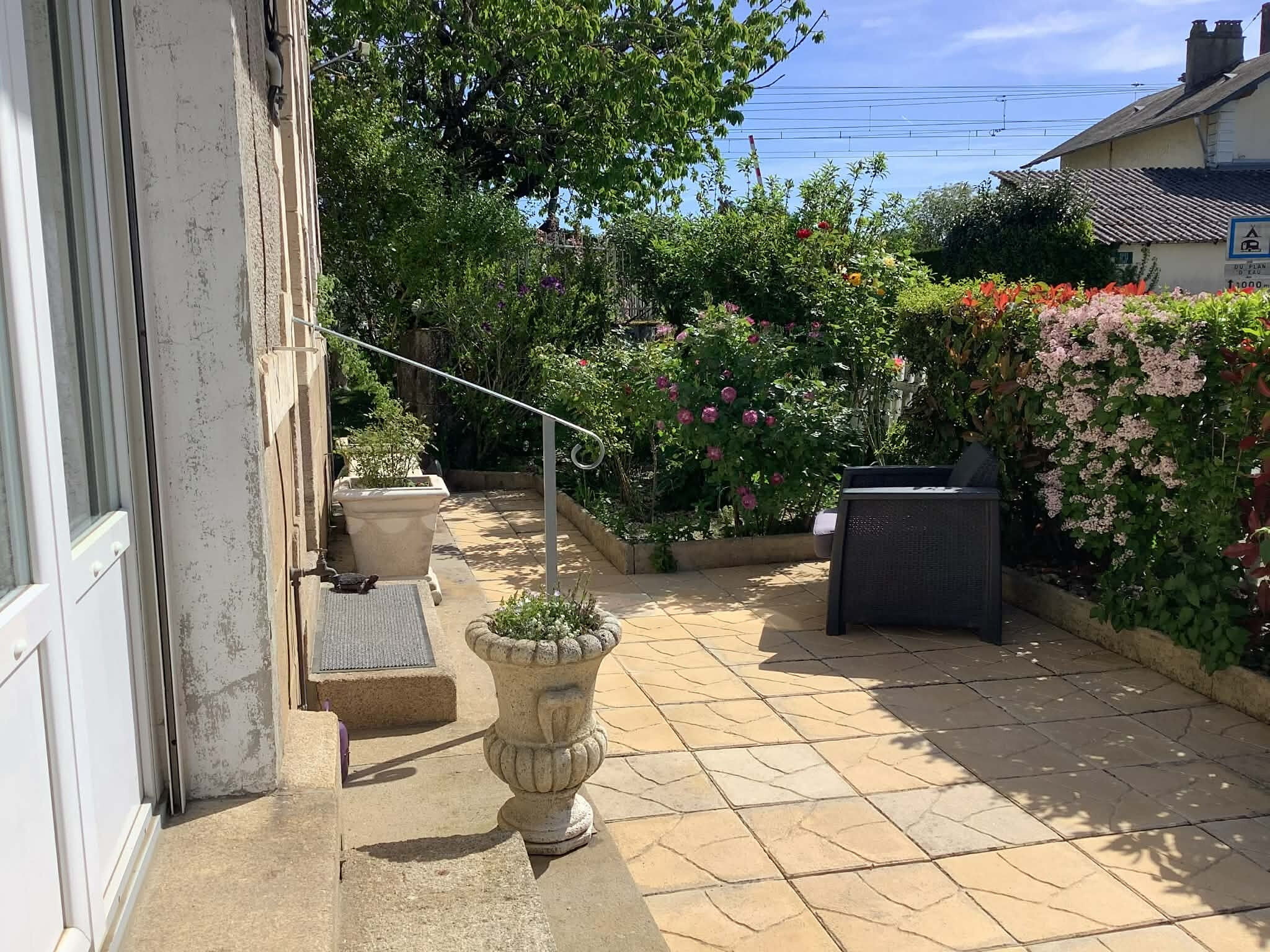 Photo 3 — IMMO COUR ET JARDIN