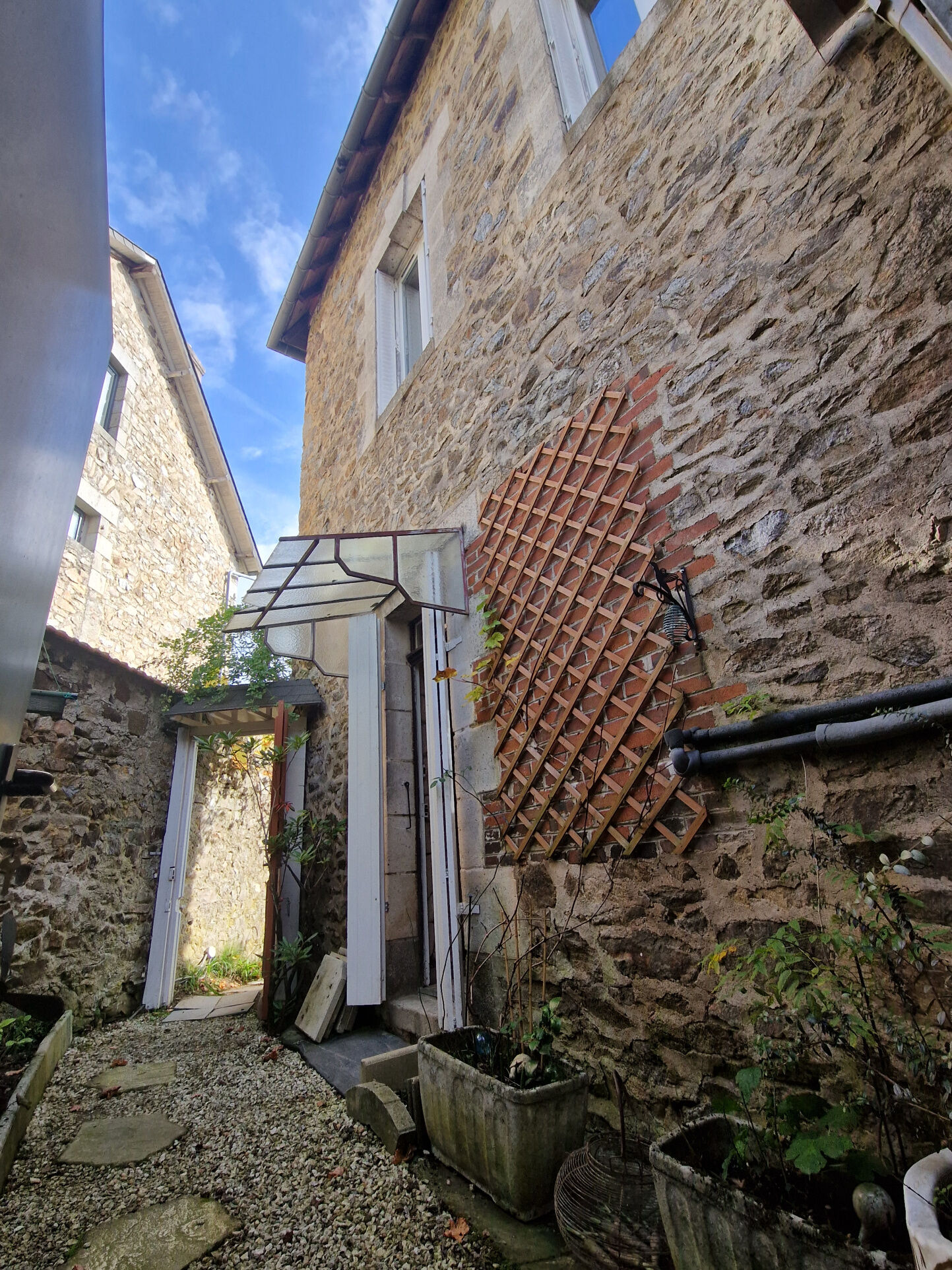 Photo 4 — IMMO COUR ET JARDIN