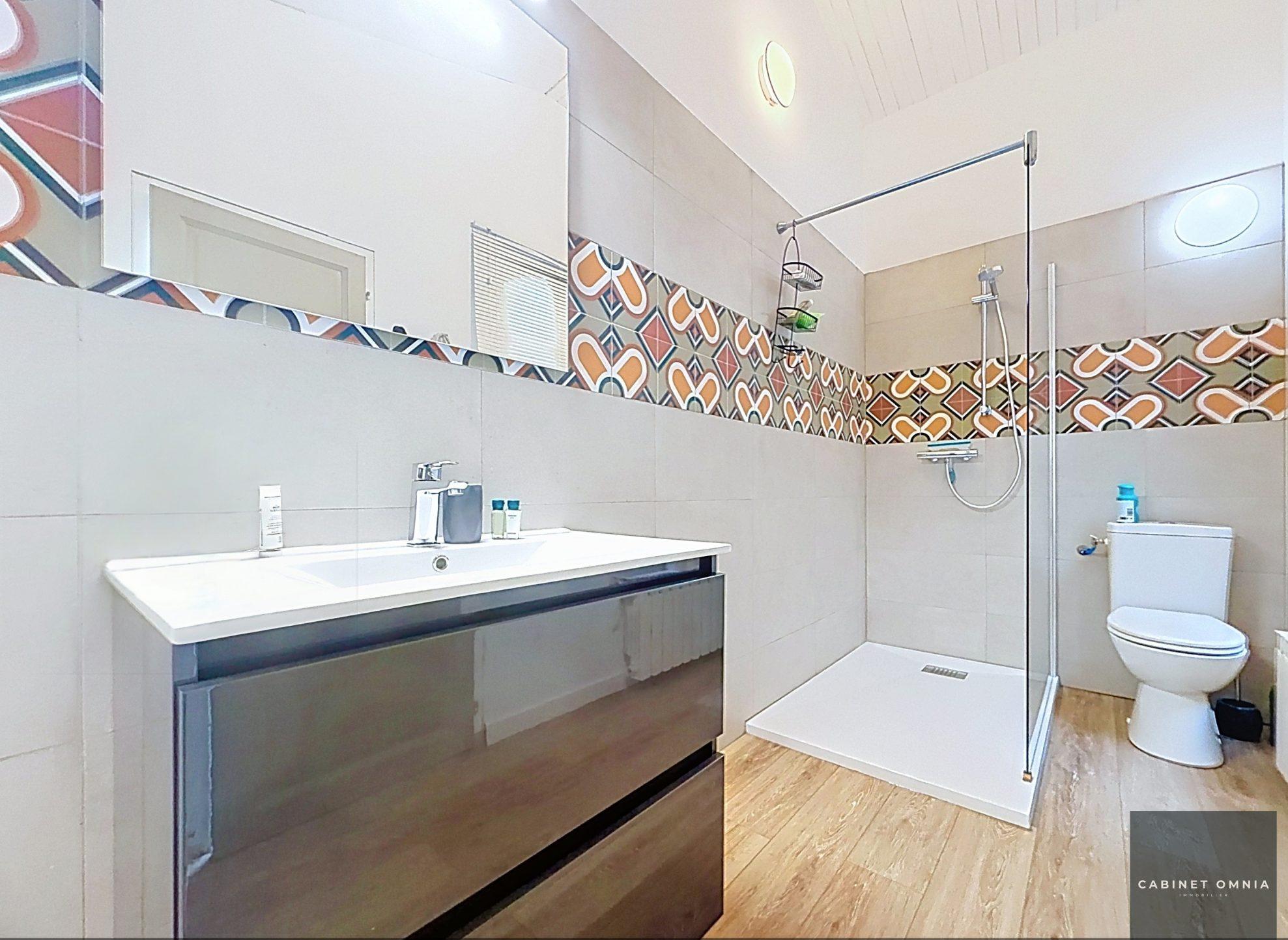 Photo 17 — Cabinet OMNIA