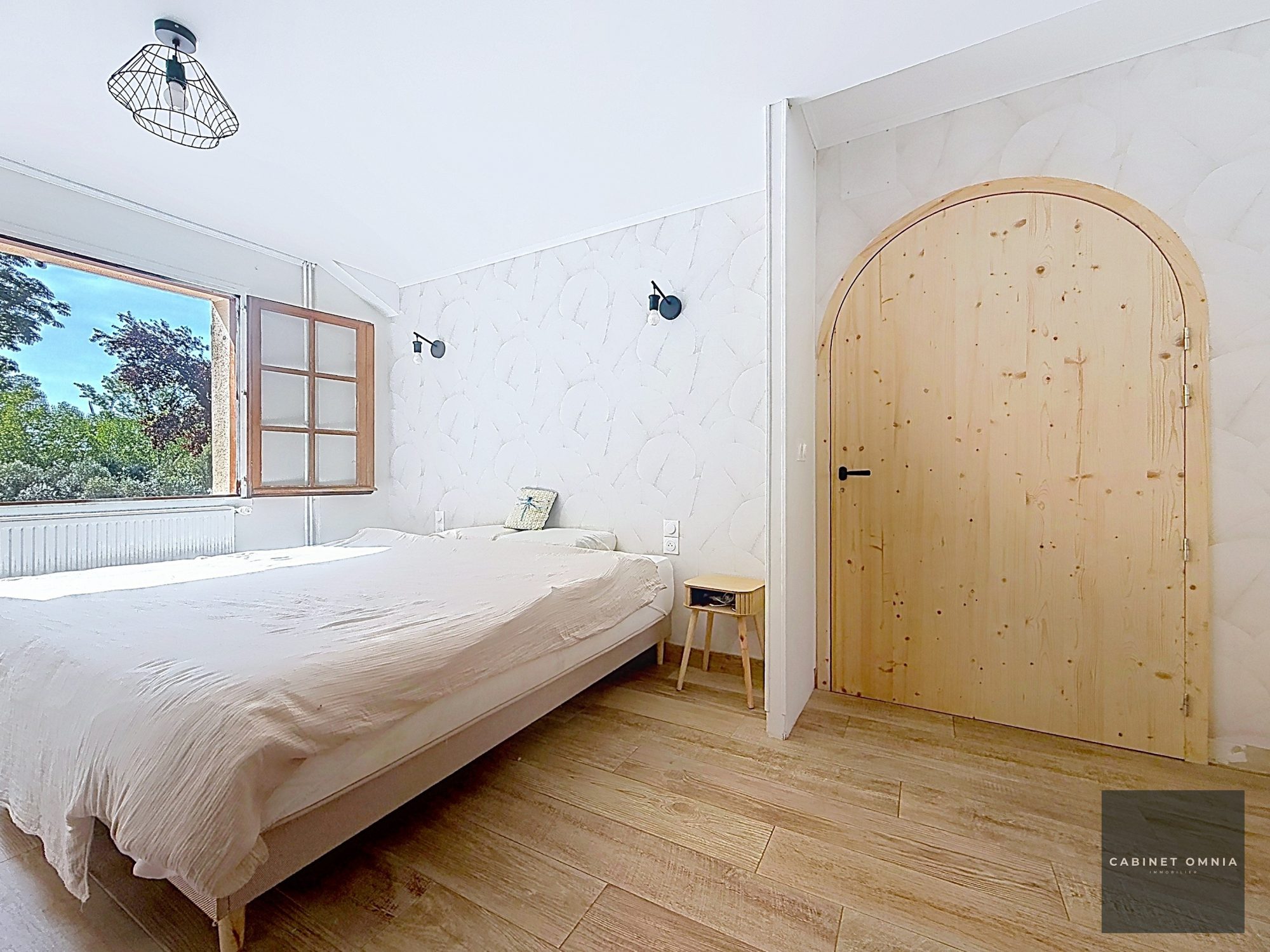 Photo 8 — Cabinet OMNIA