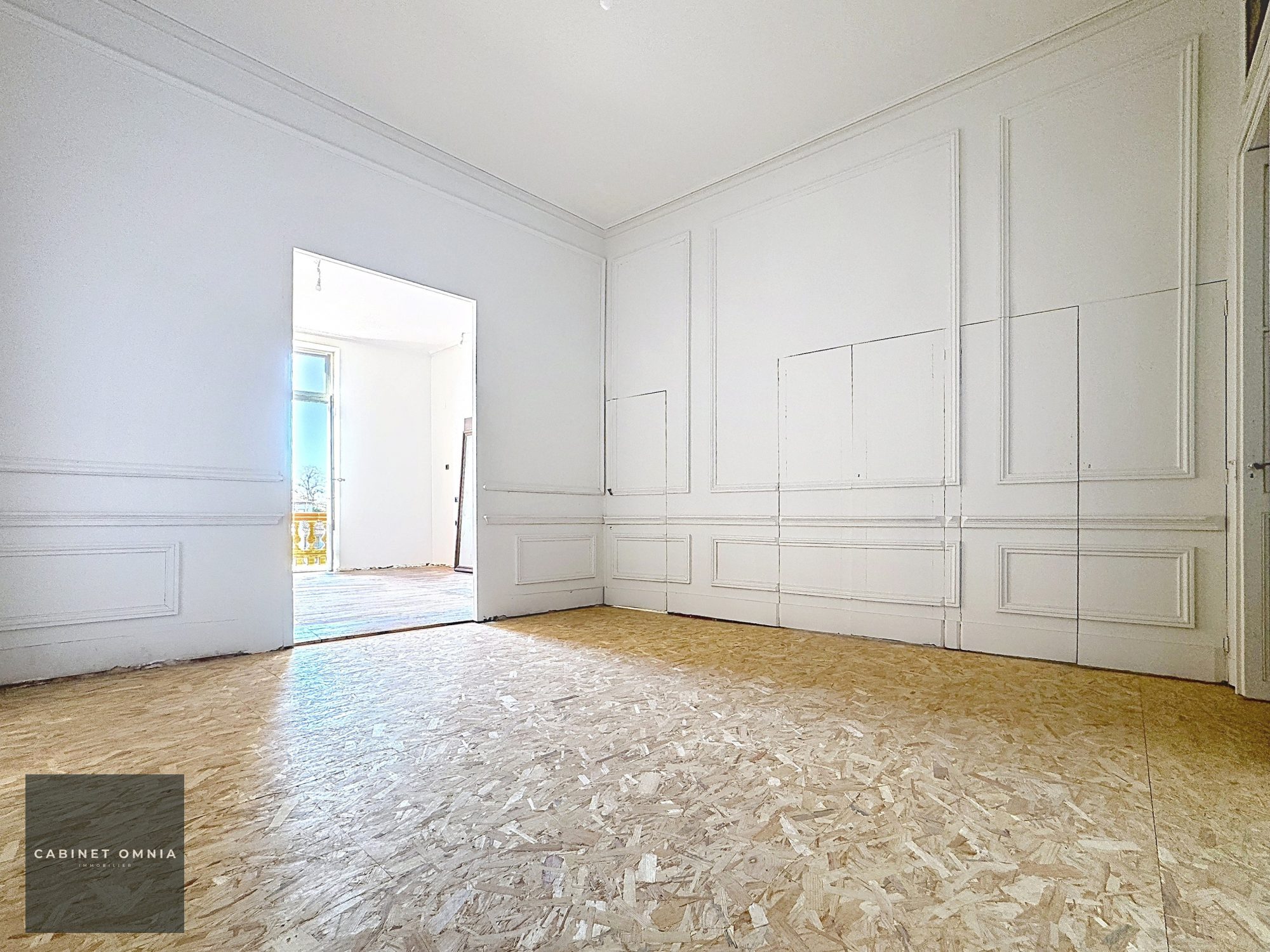 Photo 4 — Cabinet OMNIA